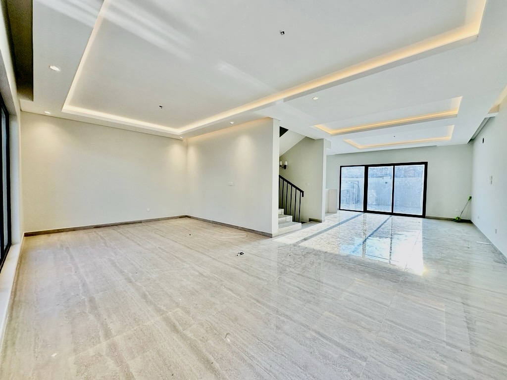 property 1399 image 0