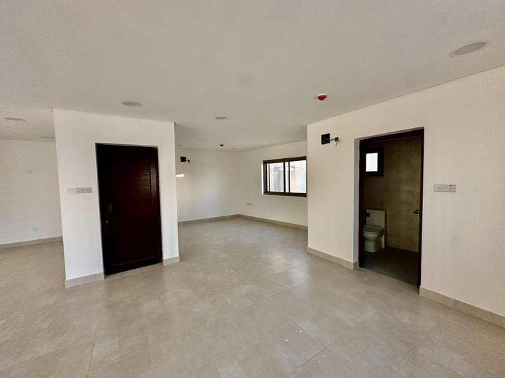 property 1402 image 3