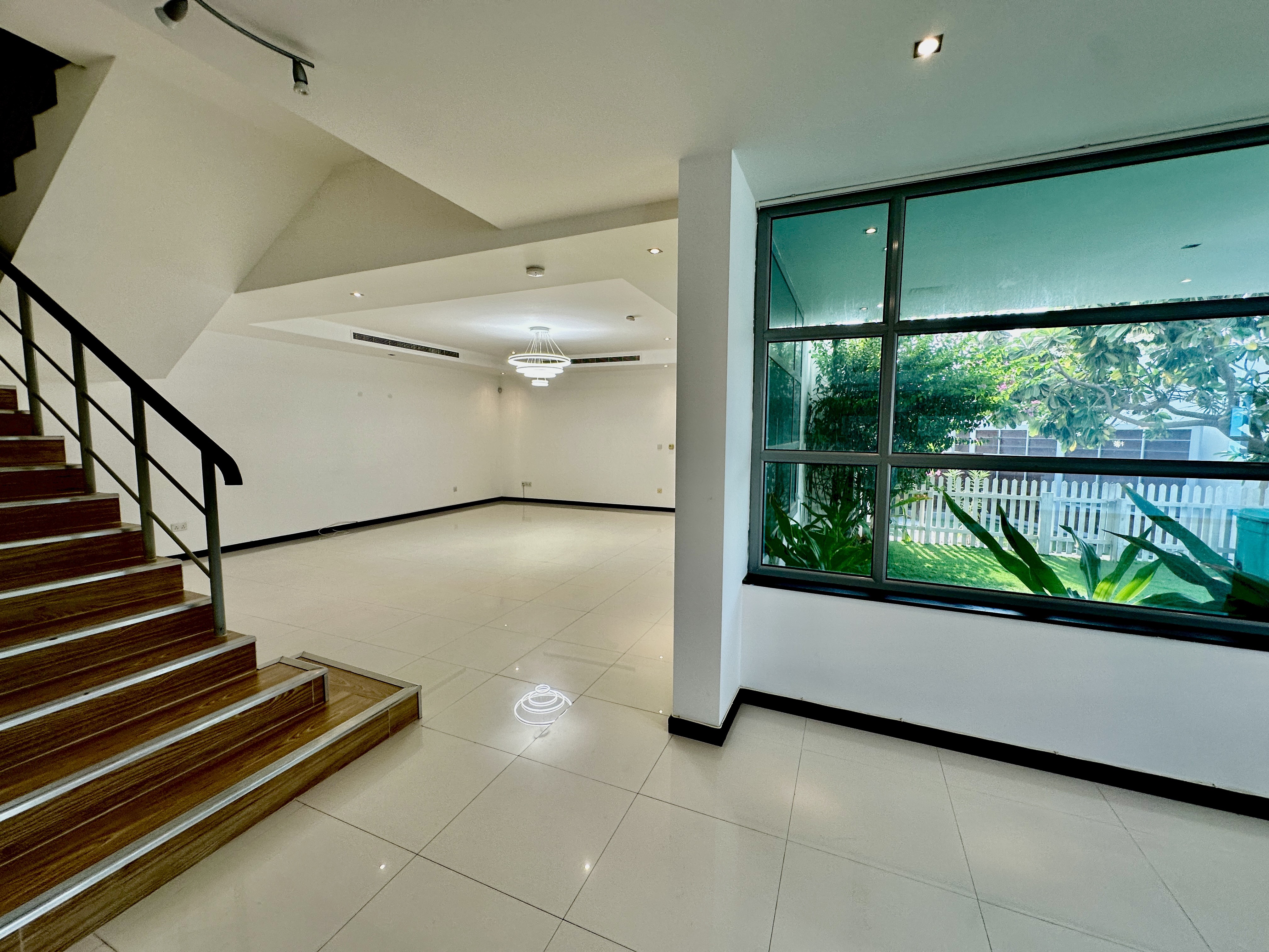 property 1498 image 7