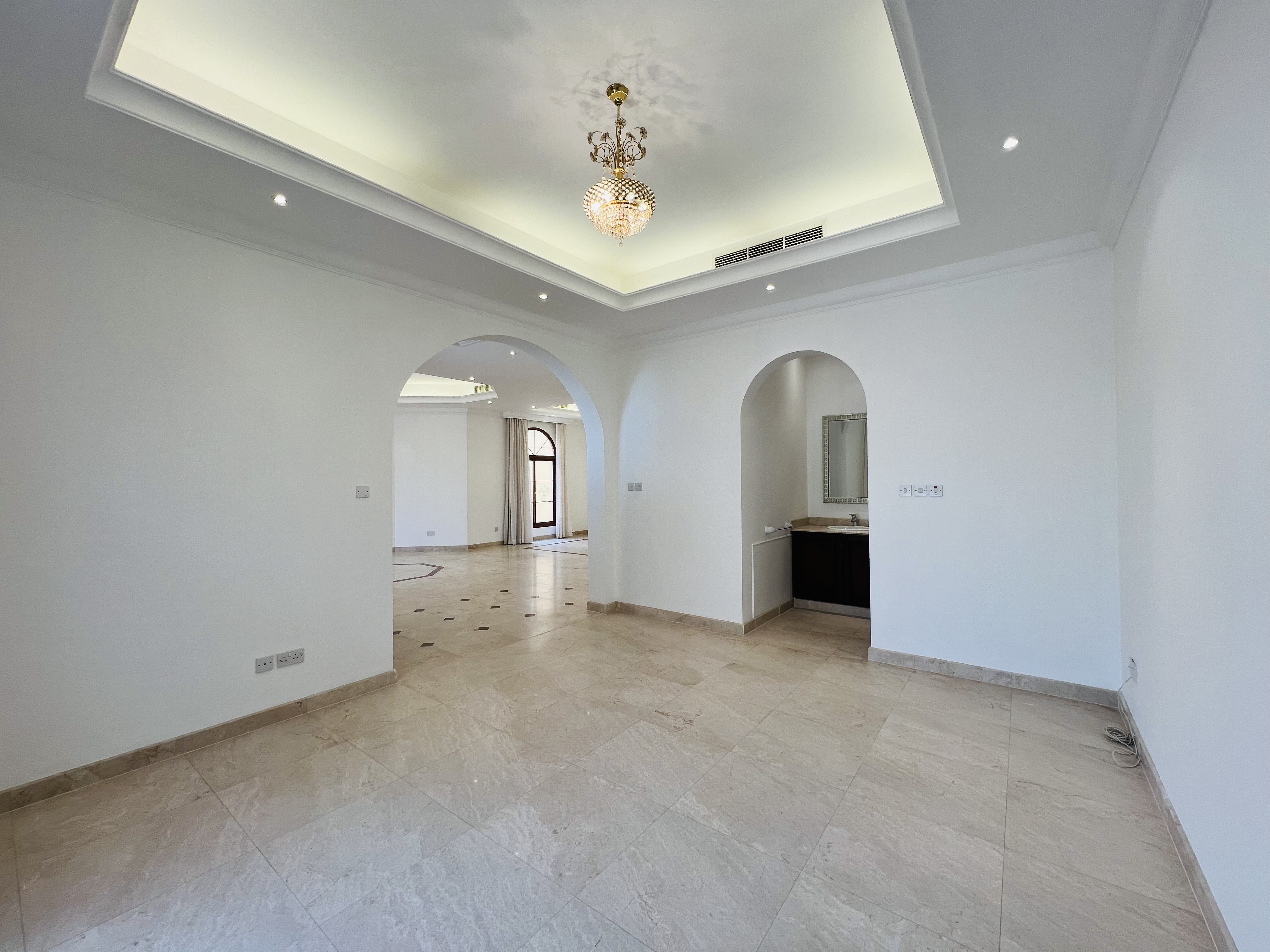 property 1526 image 5