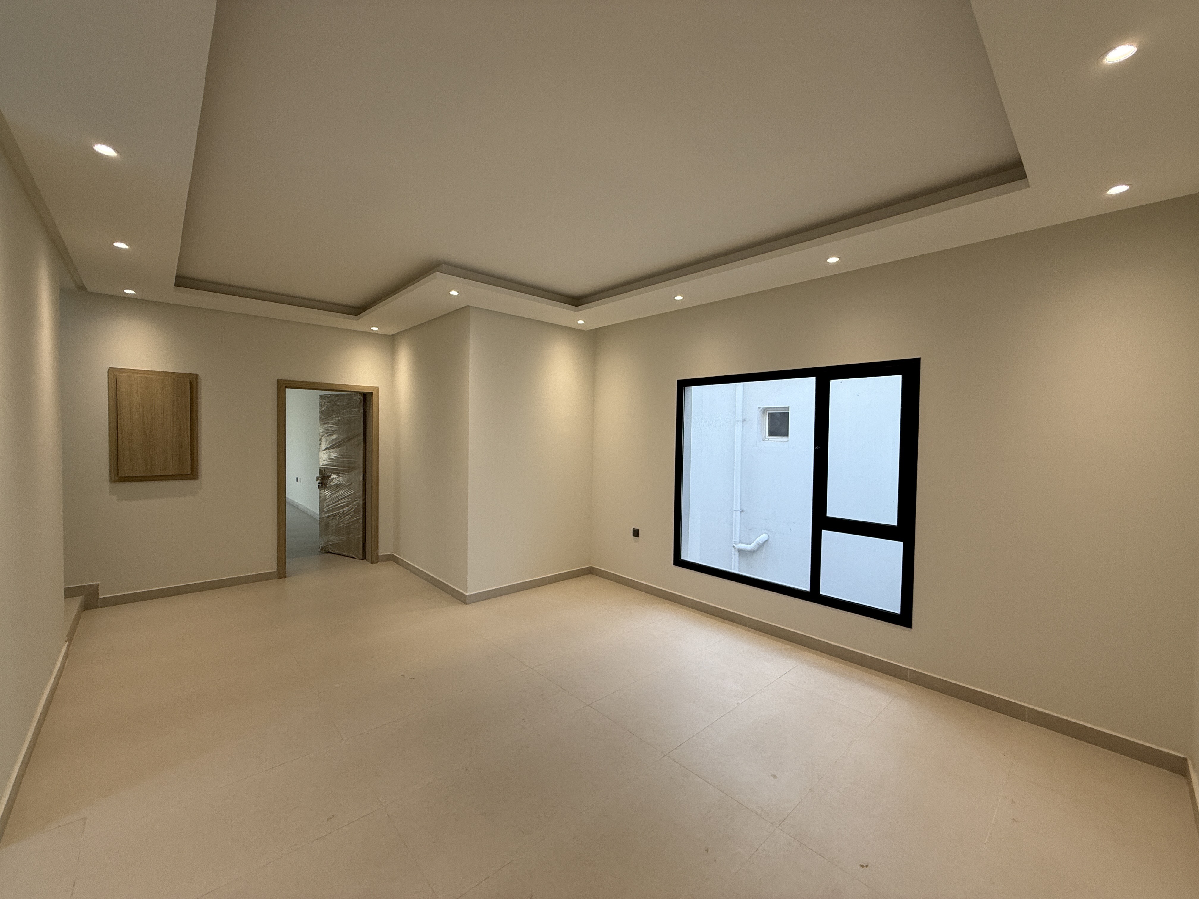 property 1569 image 5