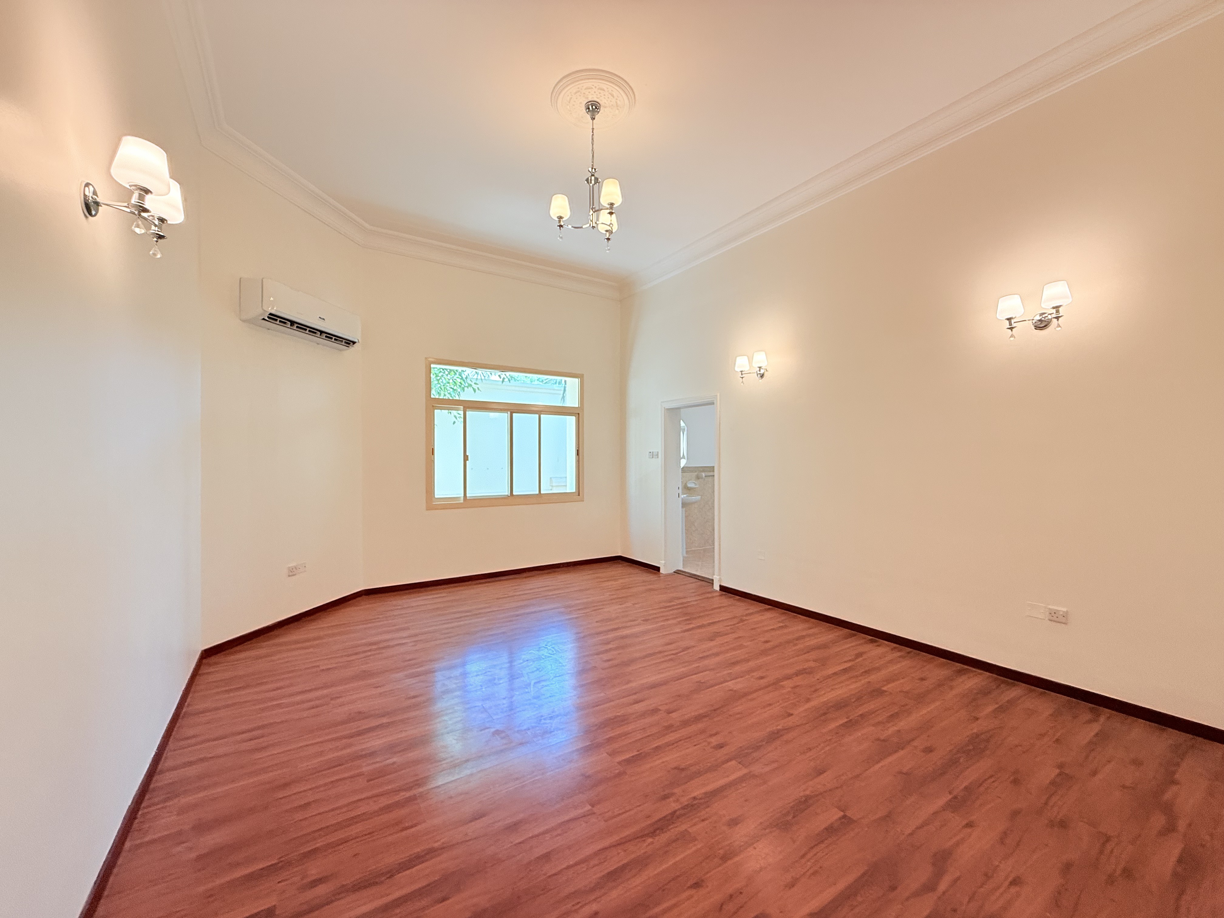 property 1576 image 4