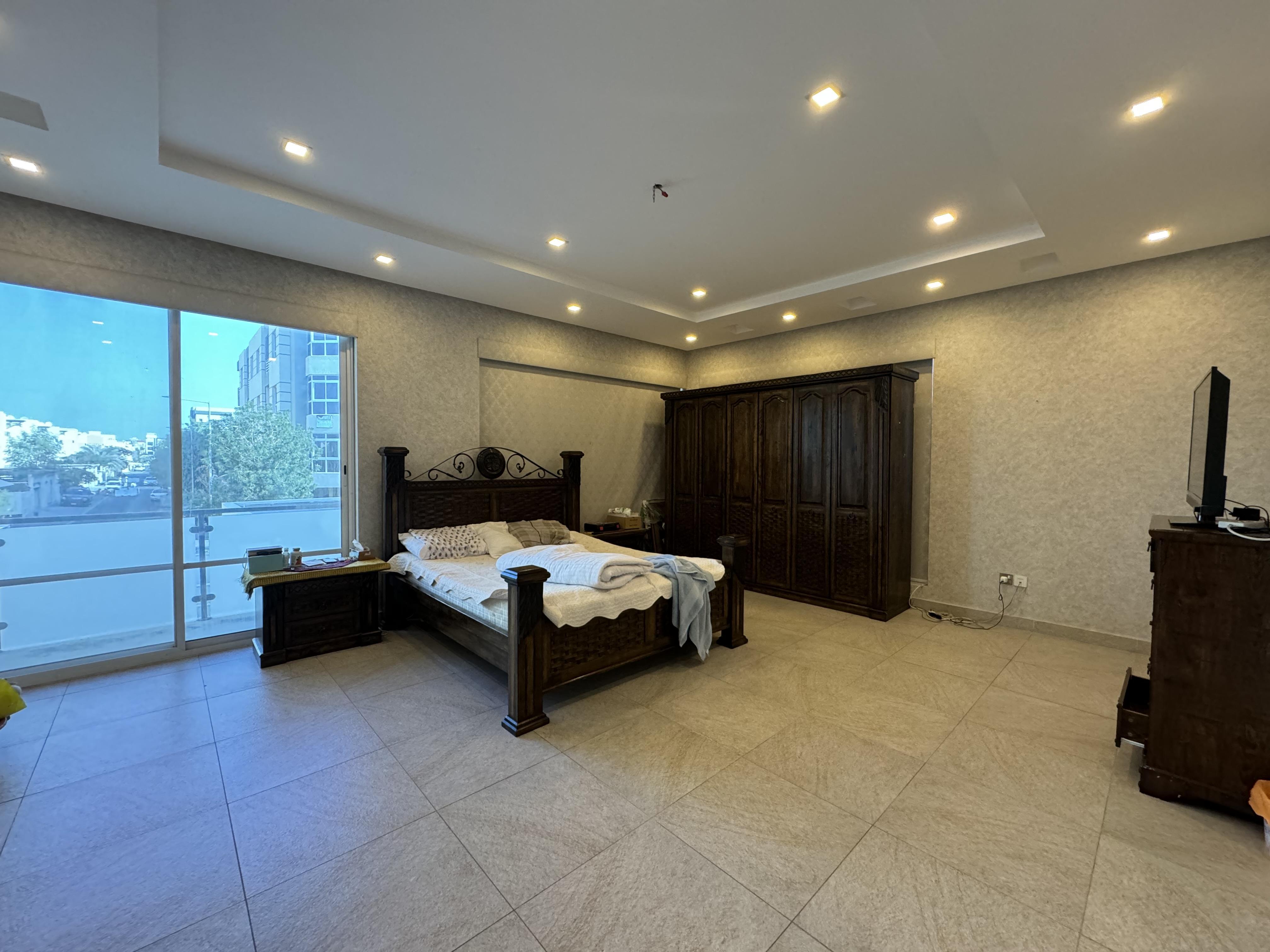 property 1607 image 3
