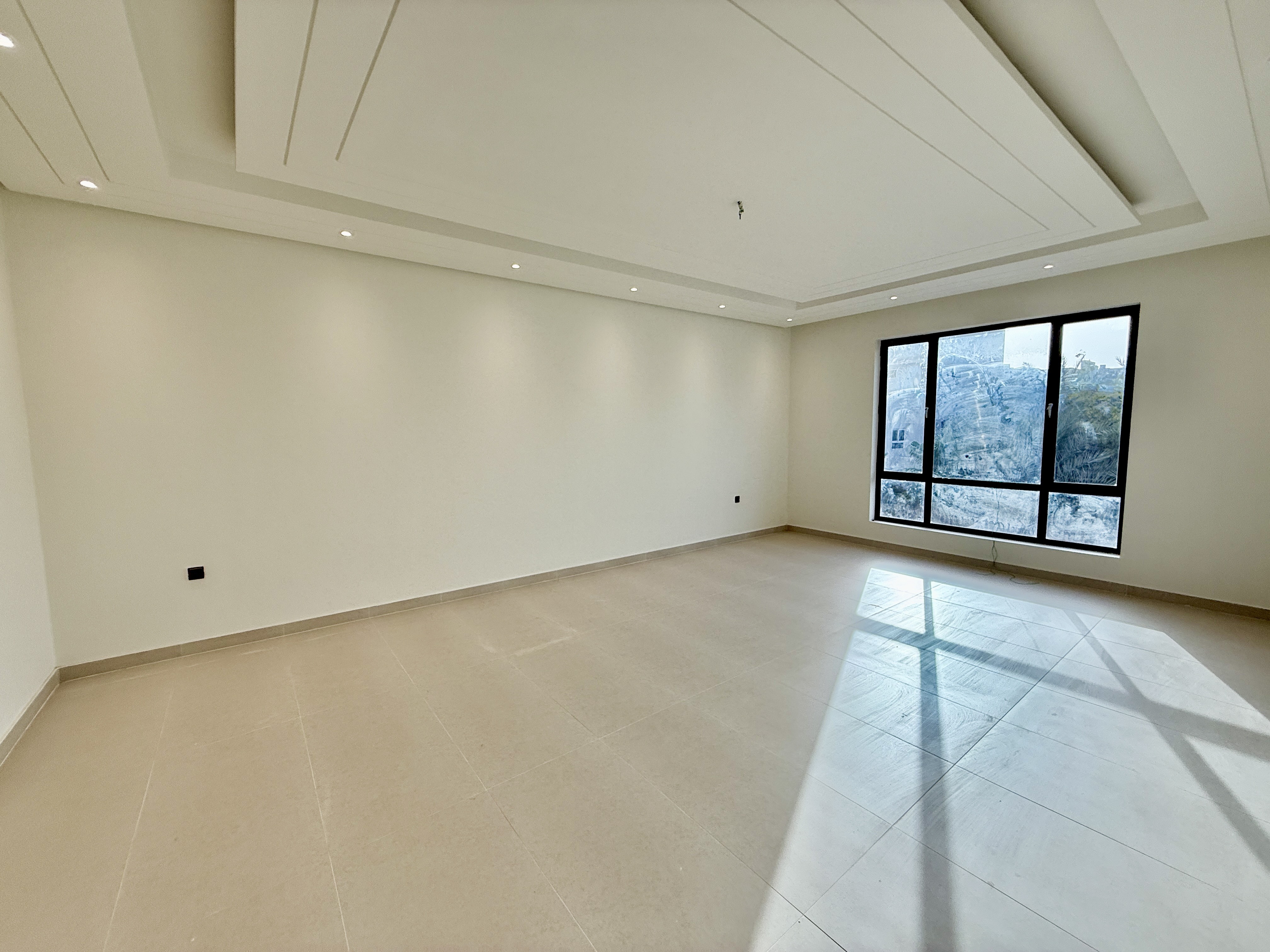 property 1615 image 3