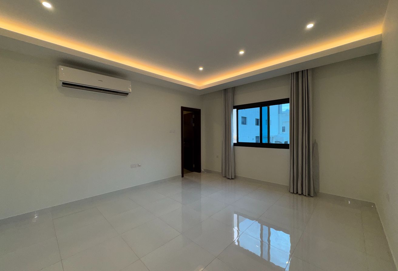 property 1668 image 4