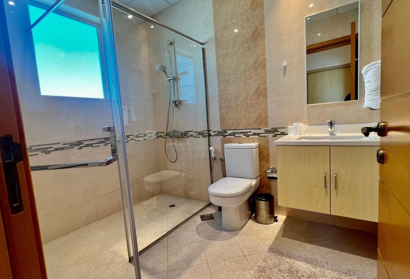 property 1676 image 12