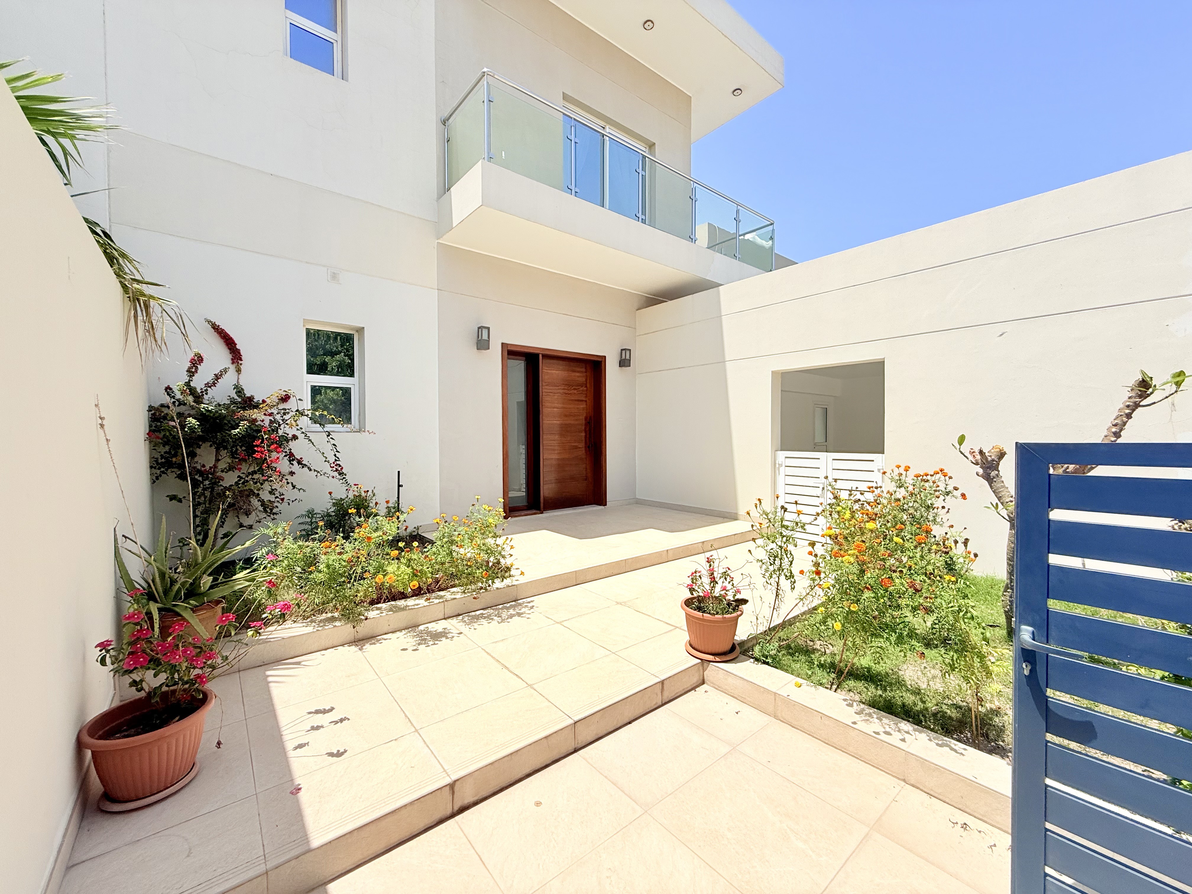 property 1685 image 1