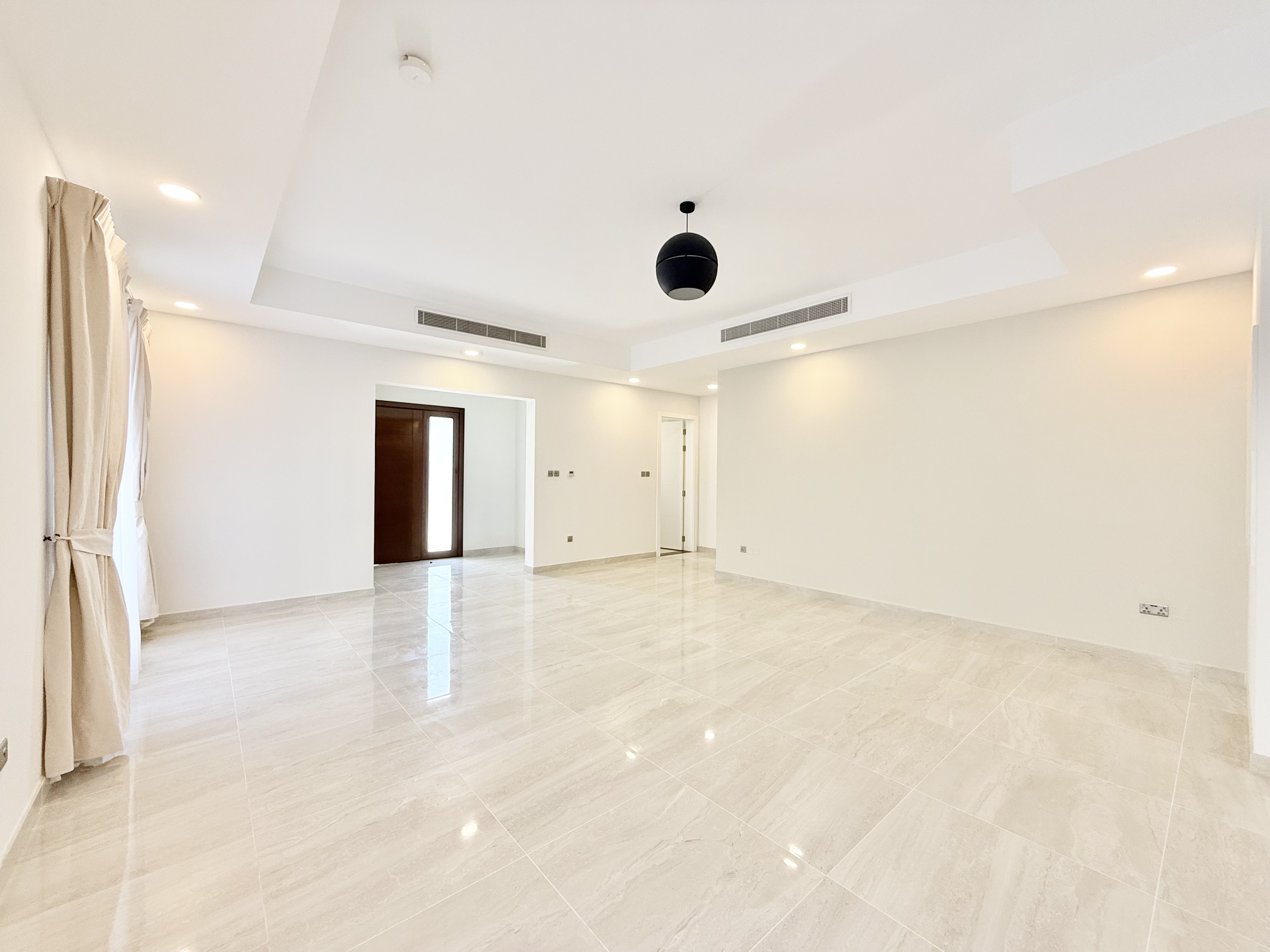 property 1685 image 3
