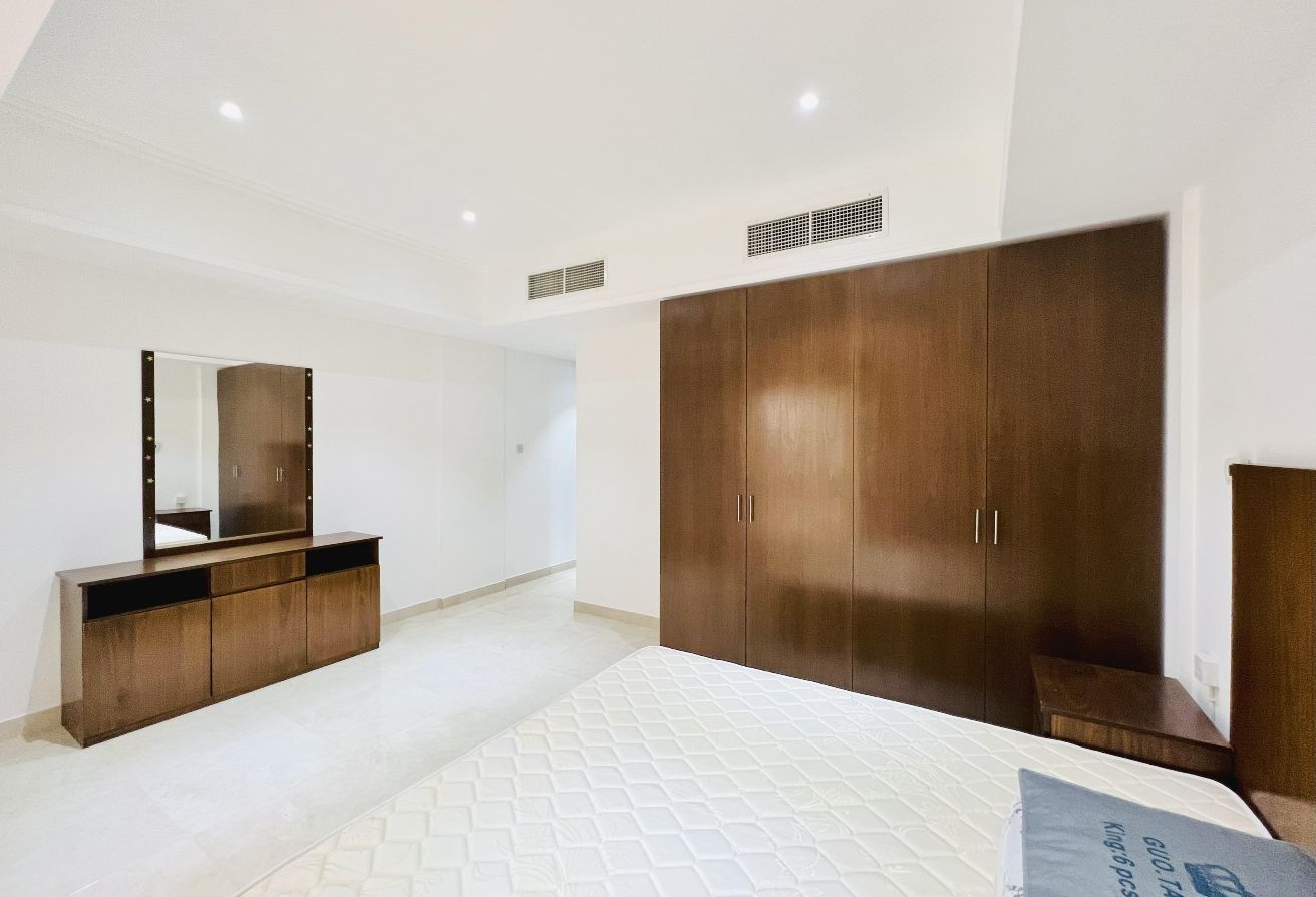 property 1699 image 5