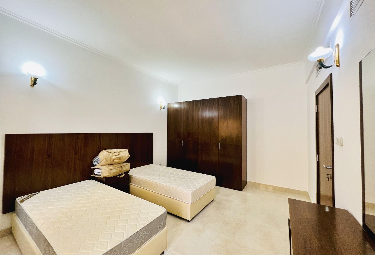 property 1699 image 7