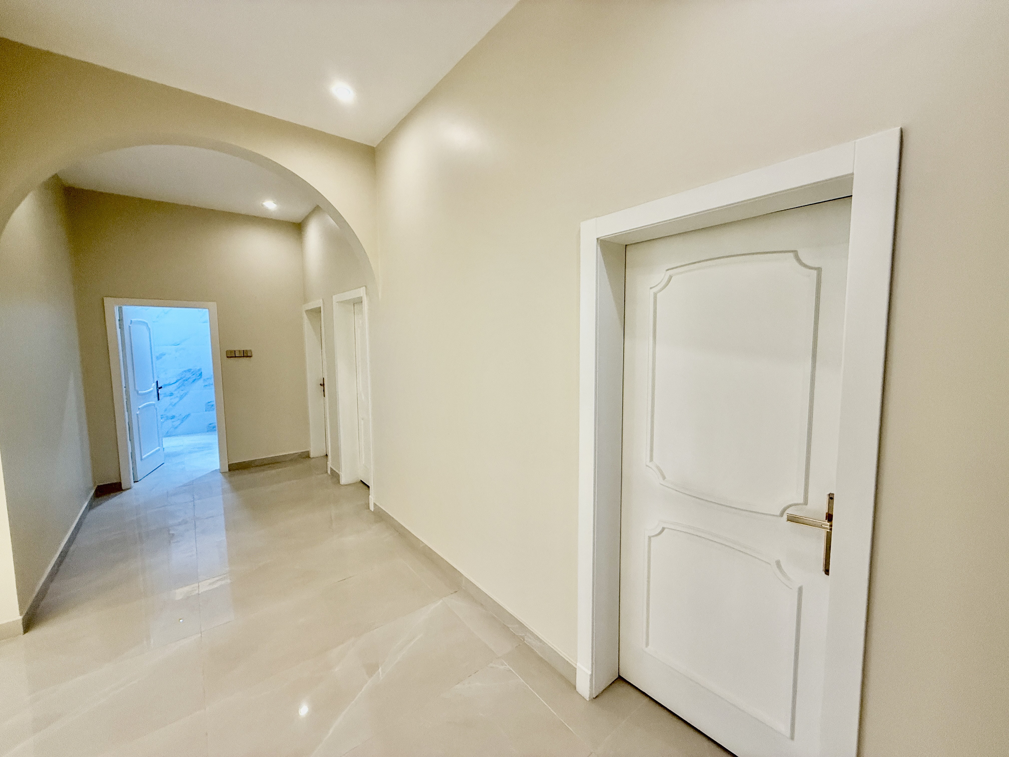 property 1711 image 10