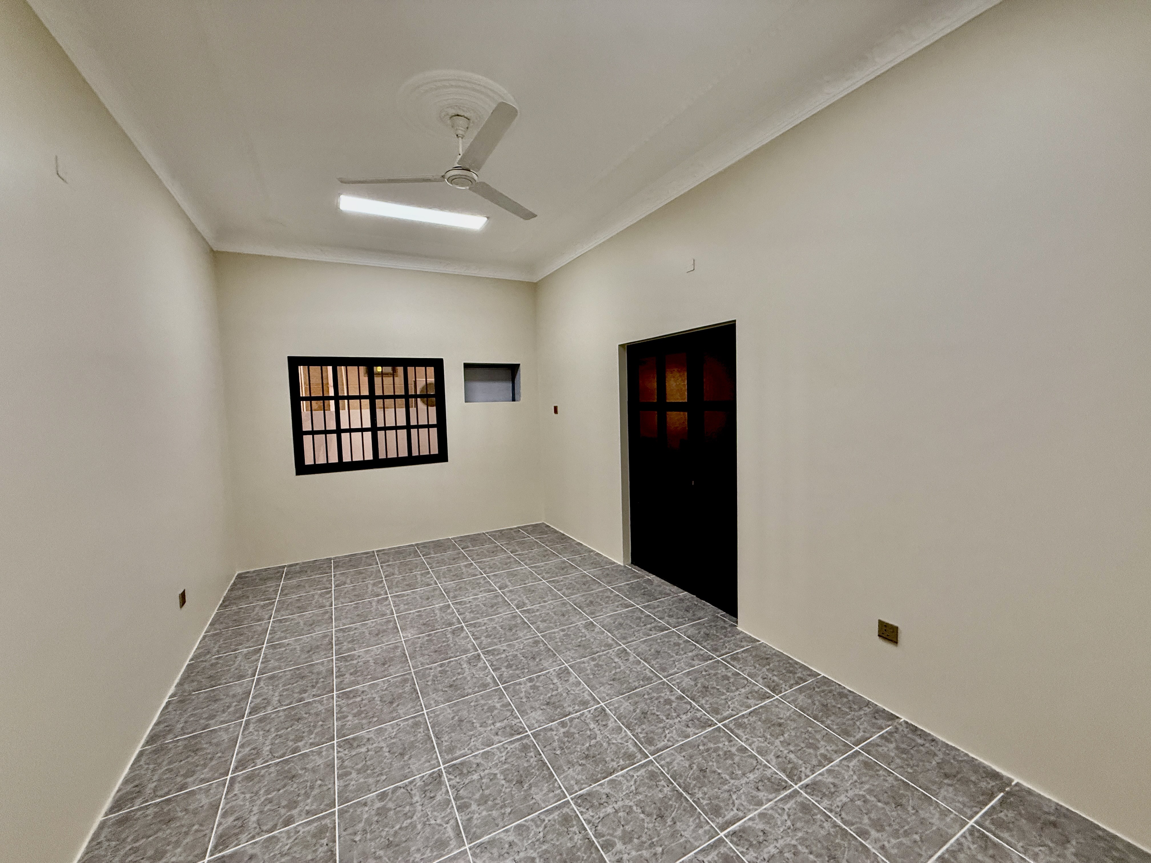 property 1711 image 12