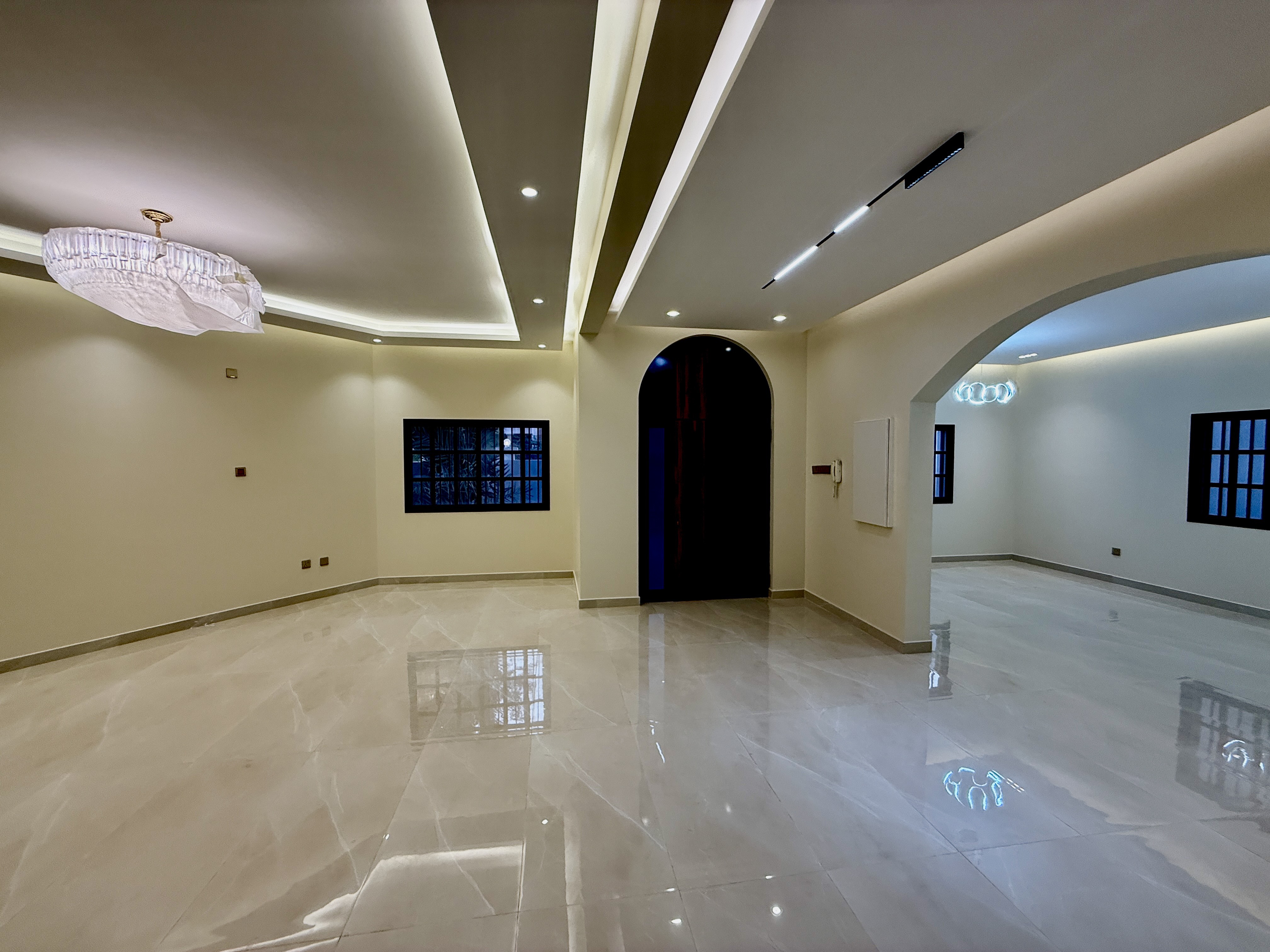 property 1711 image 6