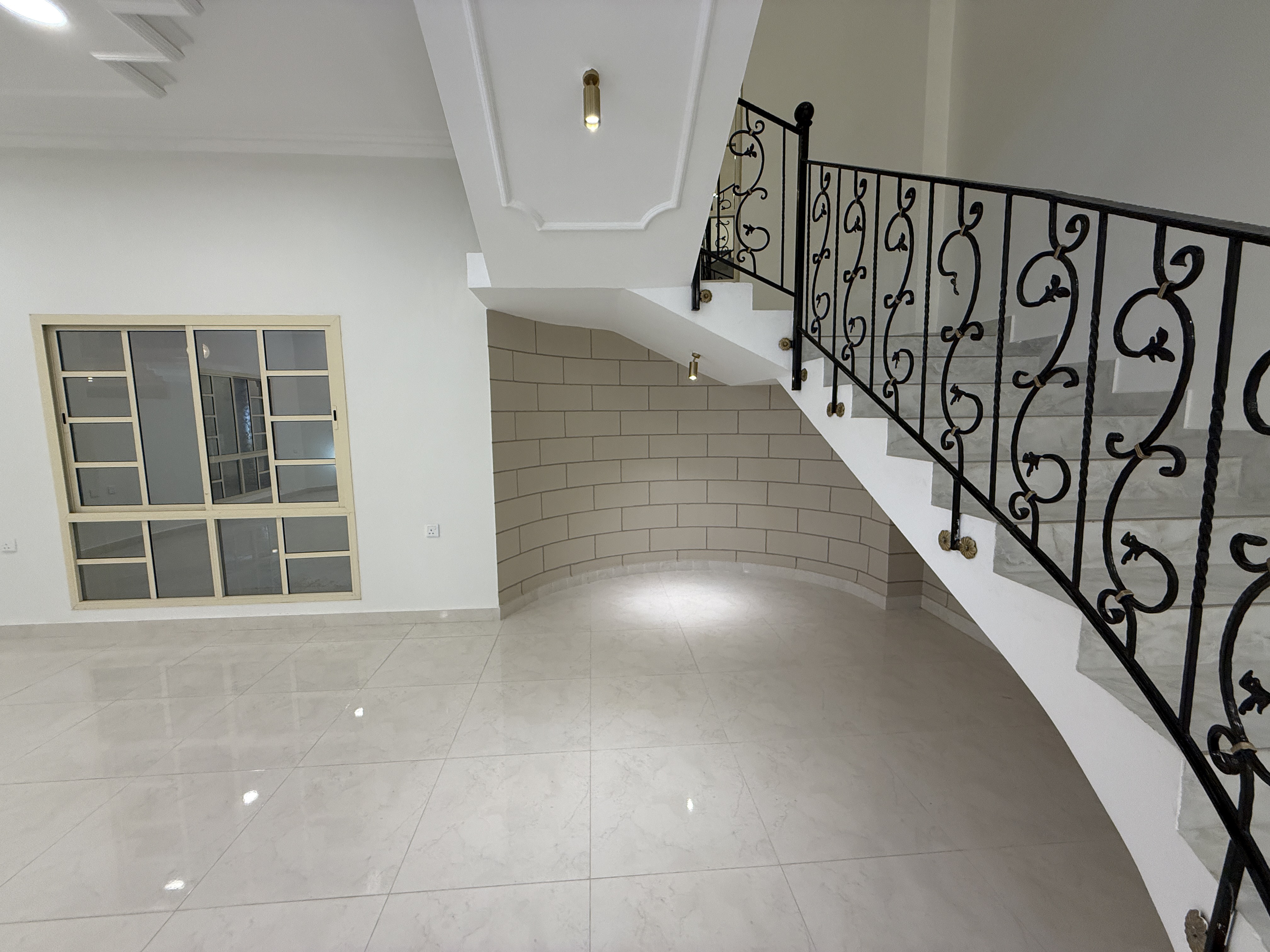 property 1722 image 16