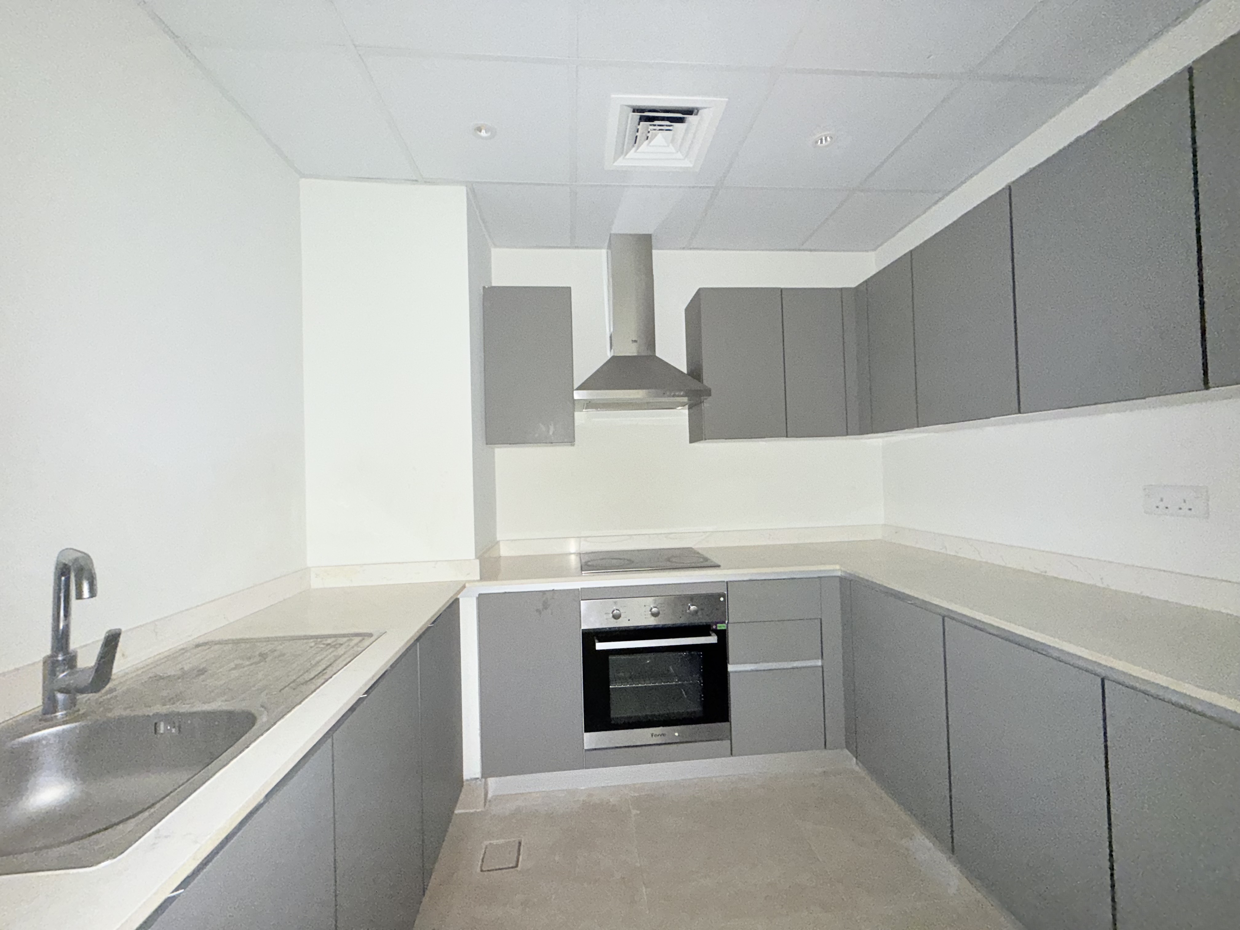 property 1723 image 3