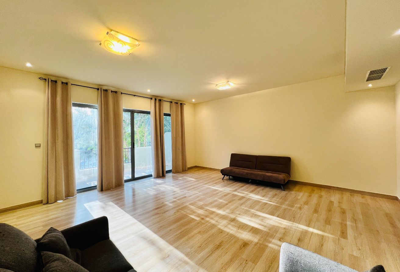 property 1772 image 7