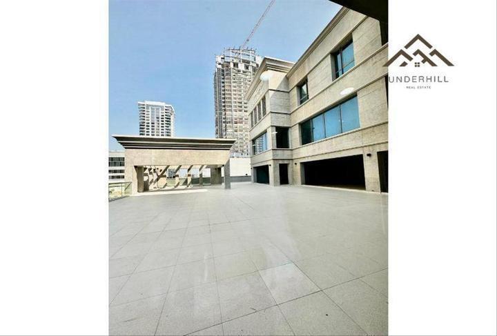 property 1813 image 0
