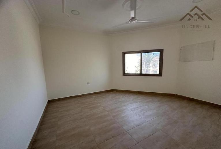 property 1986 image 3