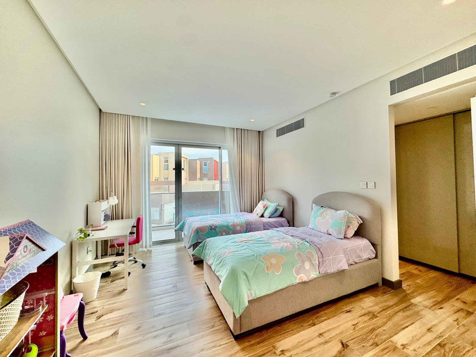 property 2011 image 14