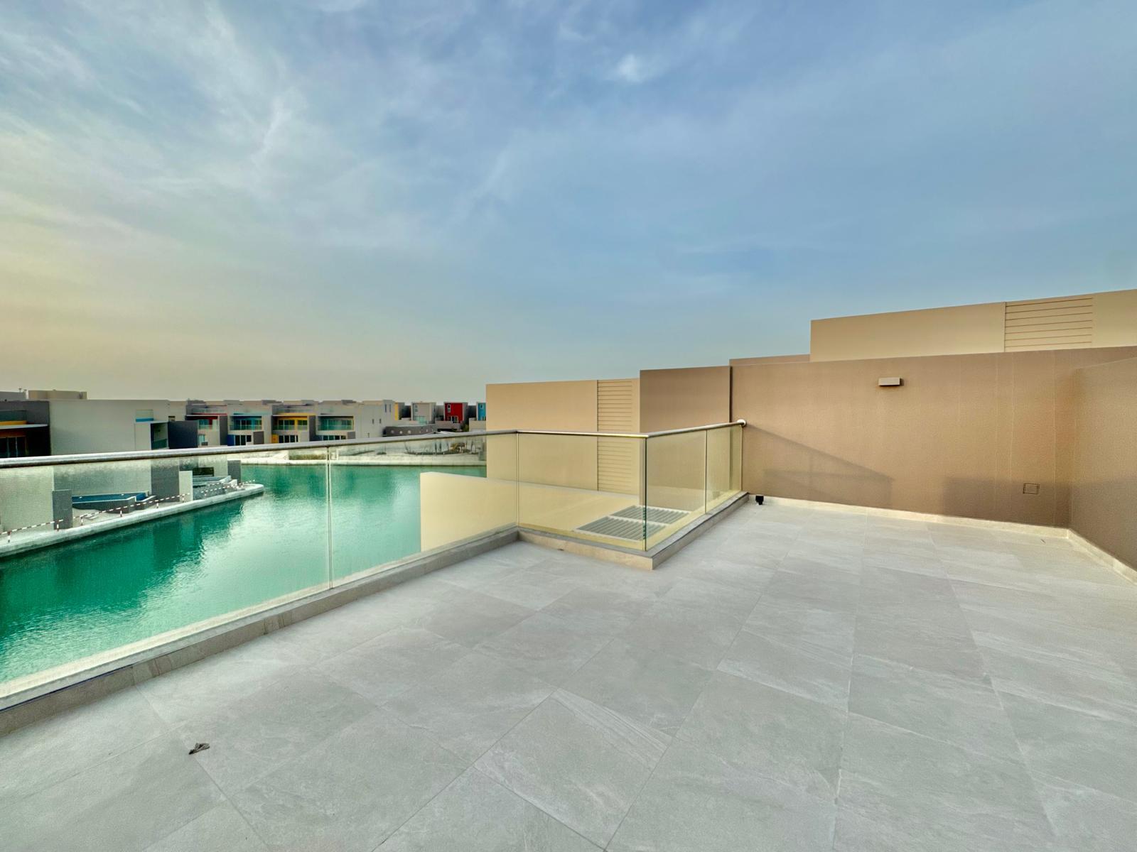 property 2011 image 3