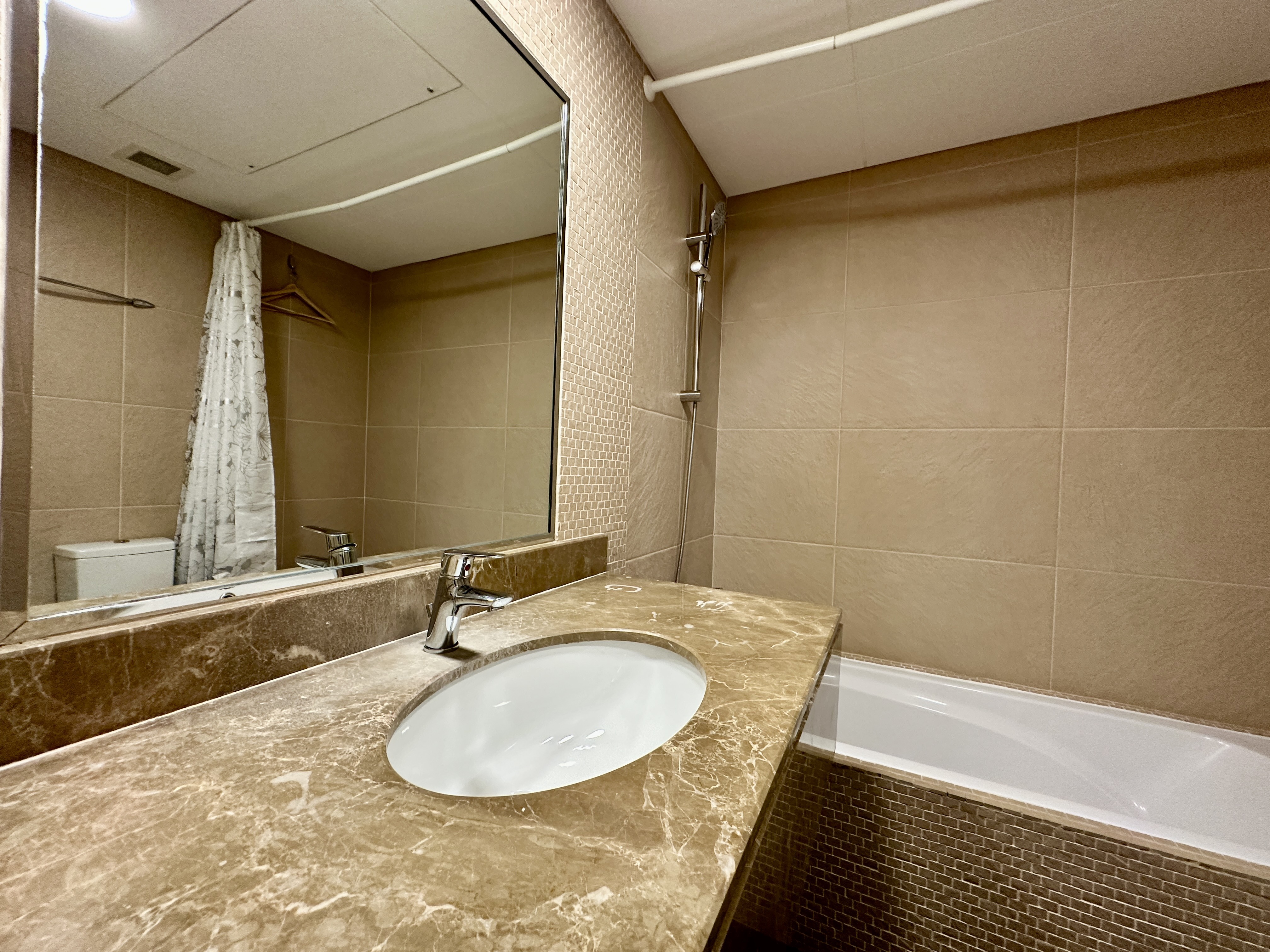 property 2274 image 5