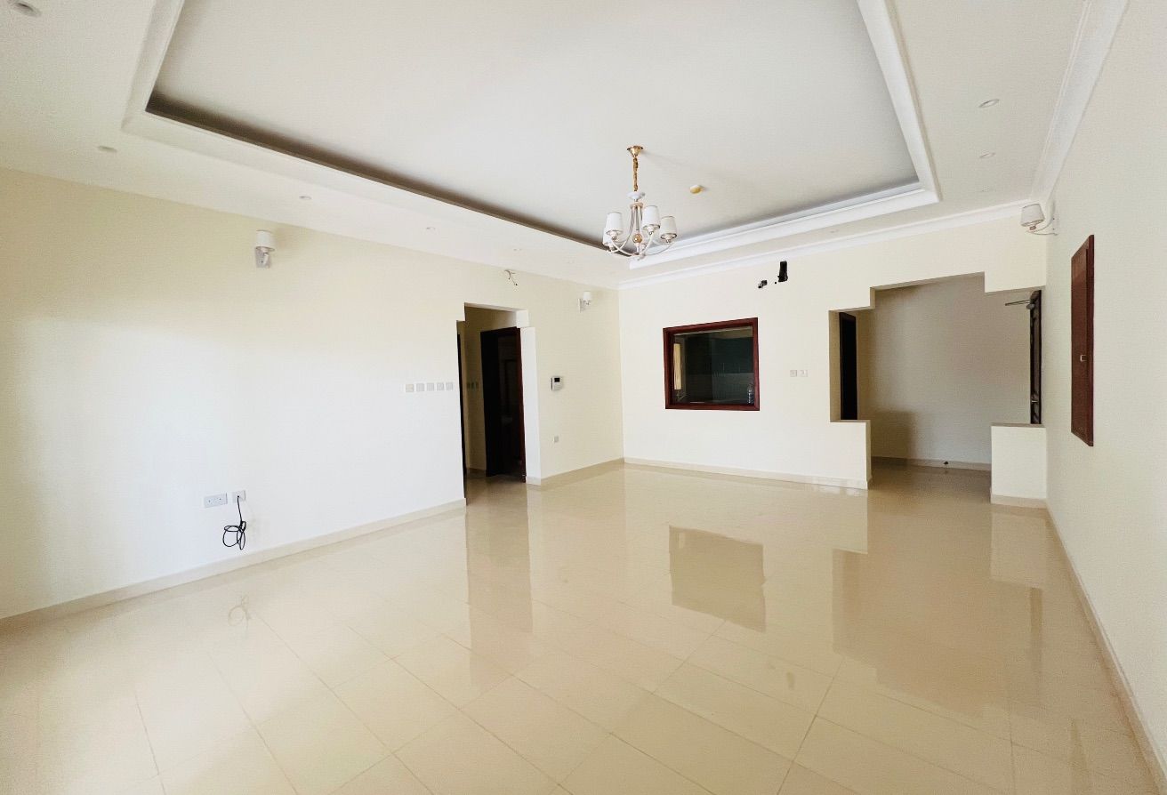 property 2281 image 0