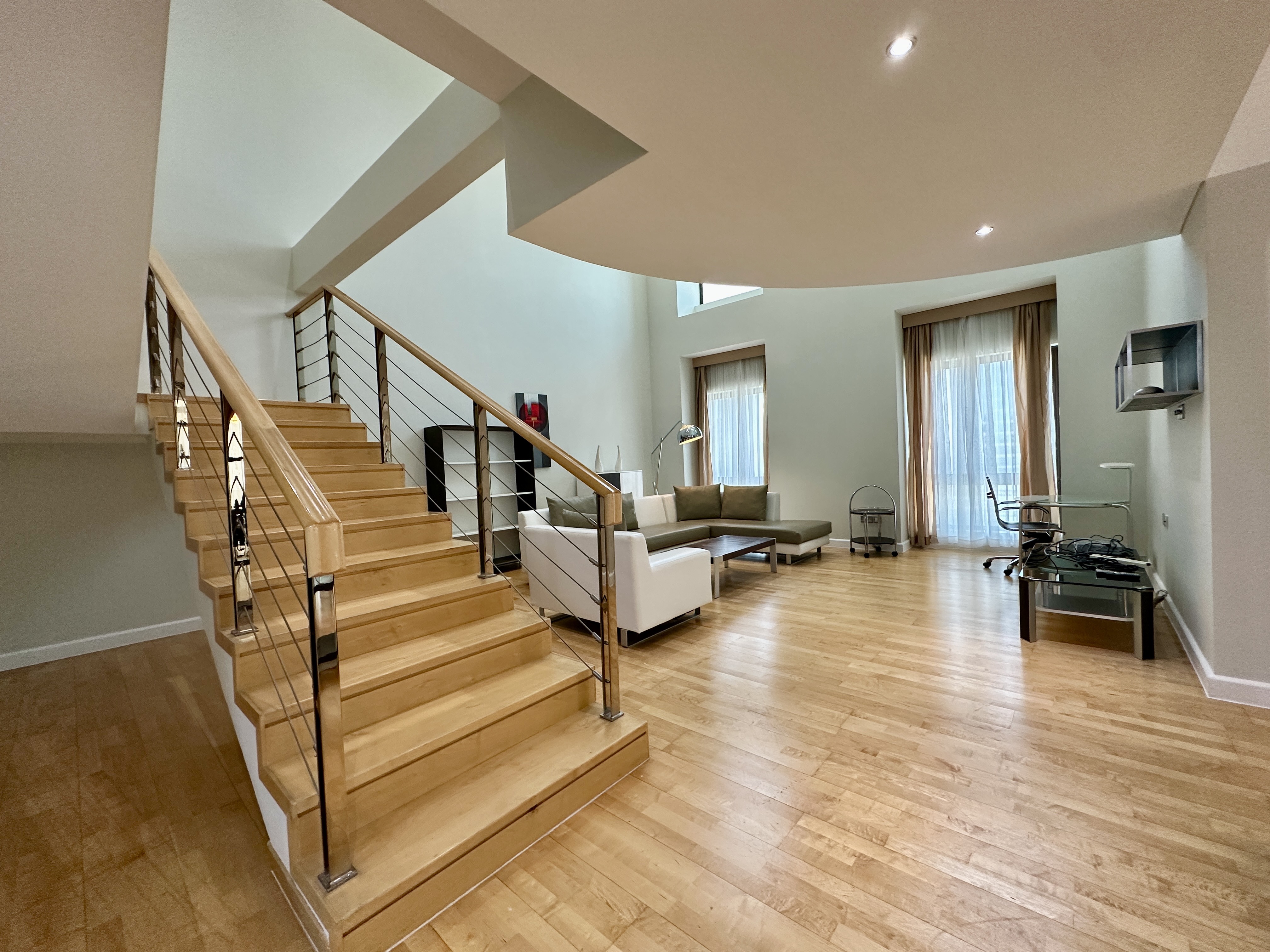 property 2284 image 2