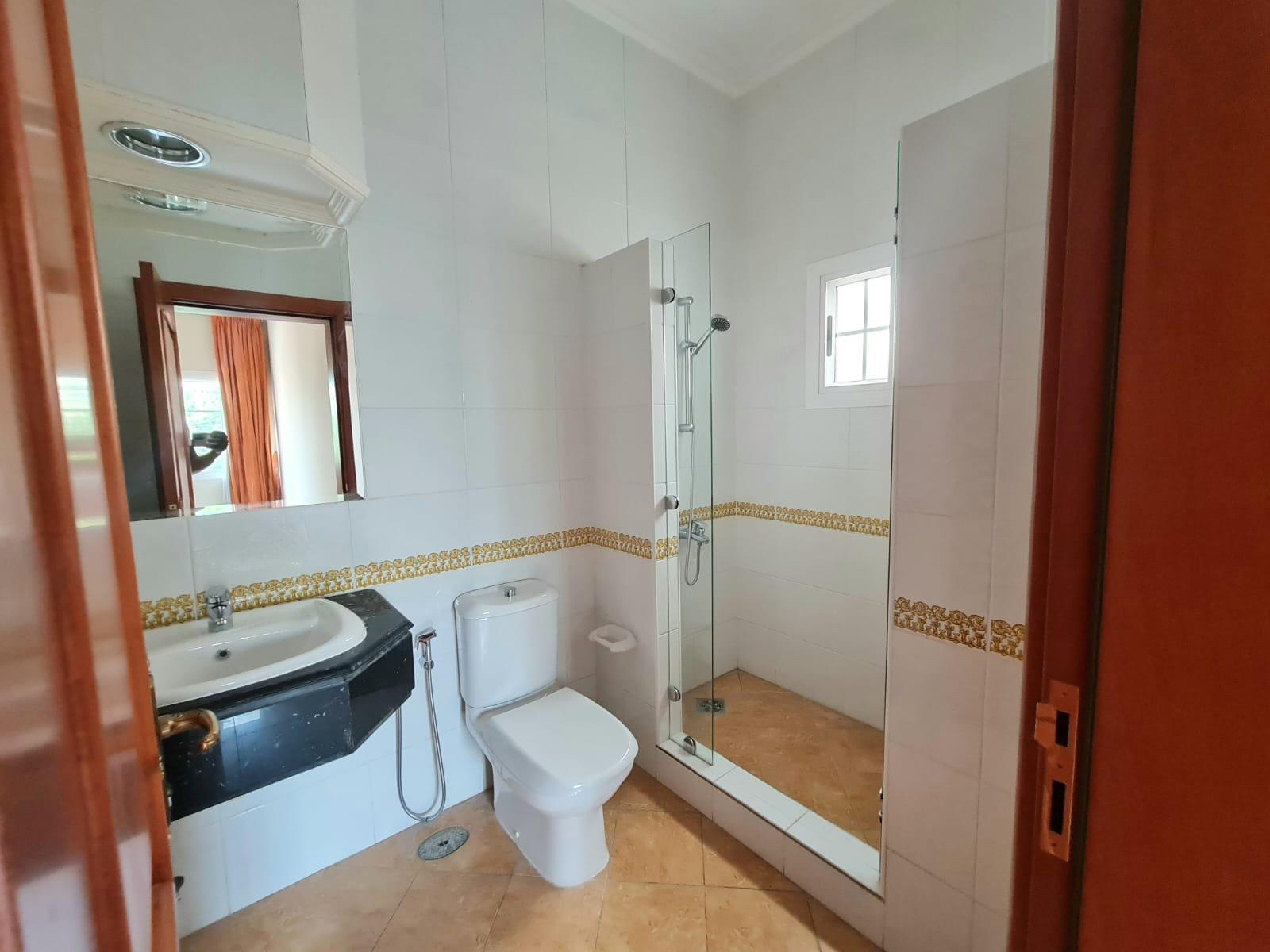 property 2303 image 17