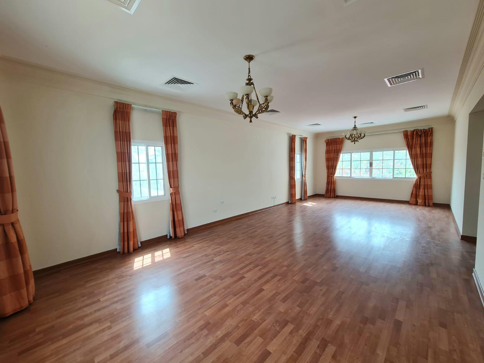 property 2303 image 8