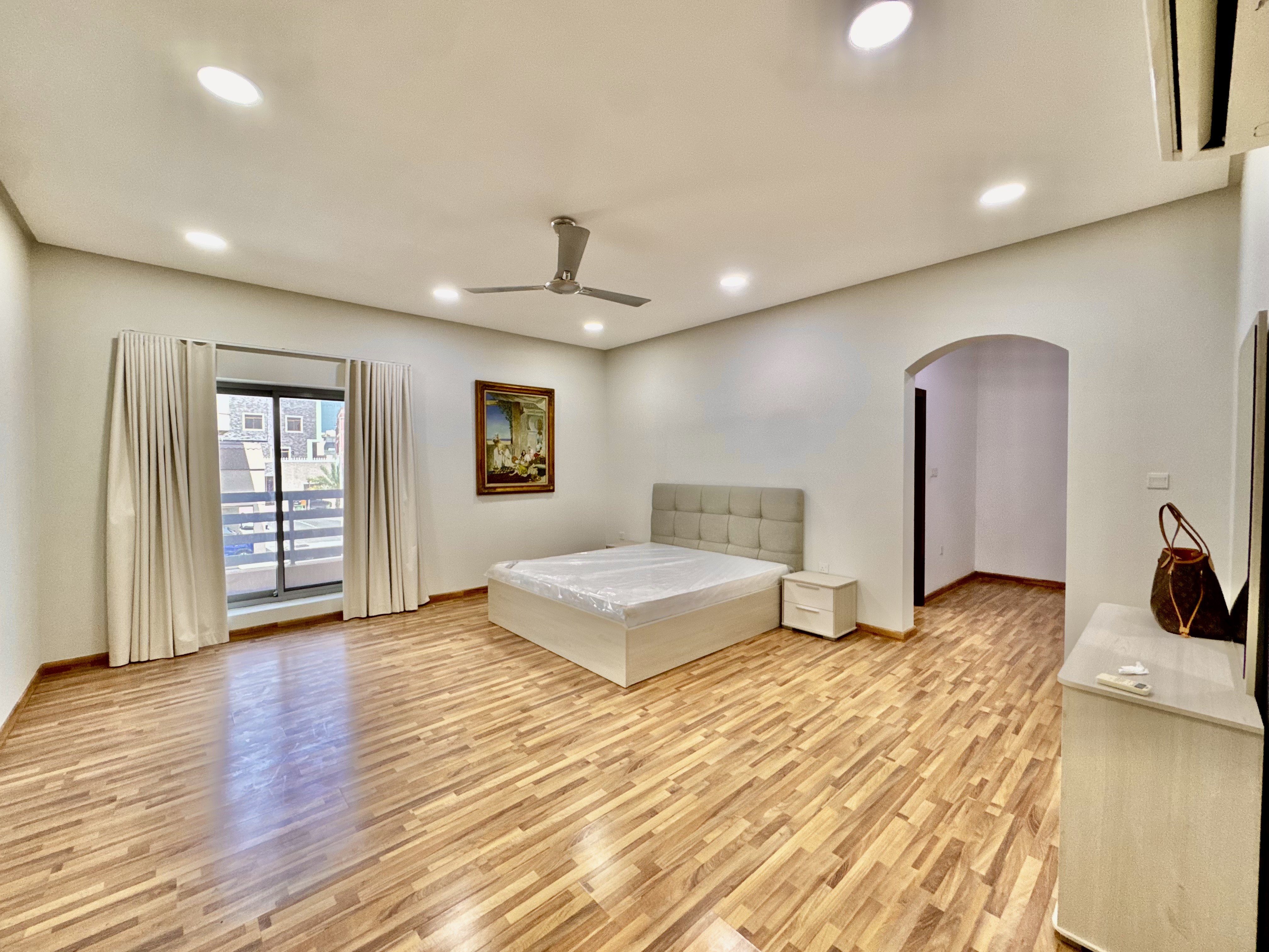 property 2310 image 10