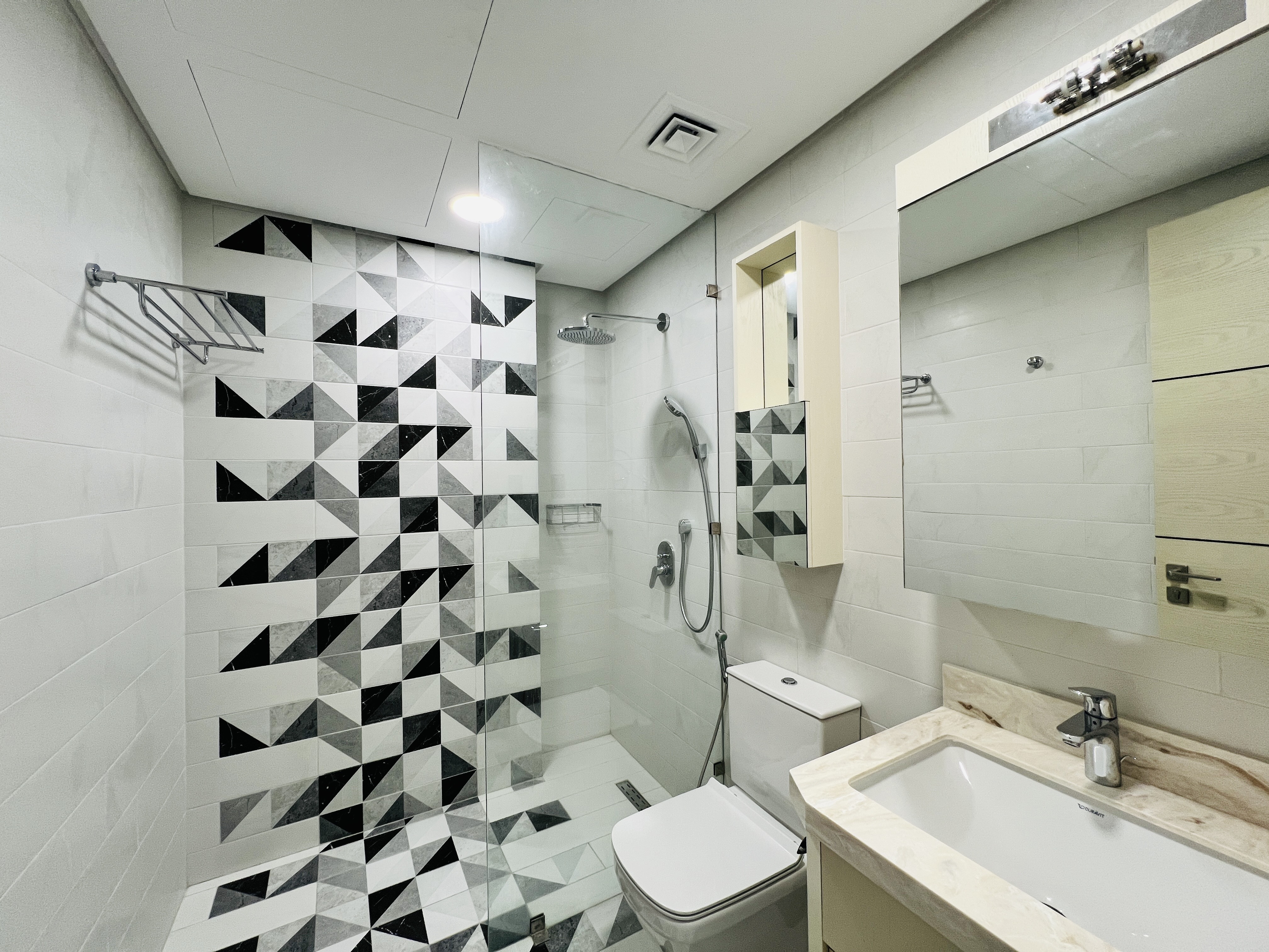 property 2334 image 10