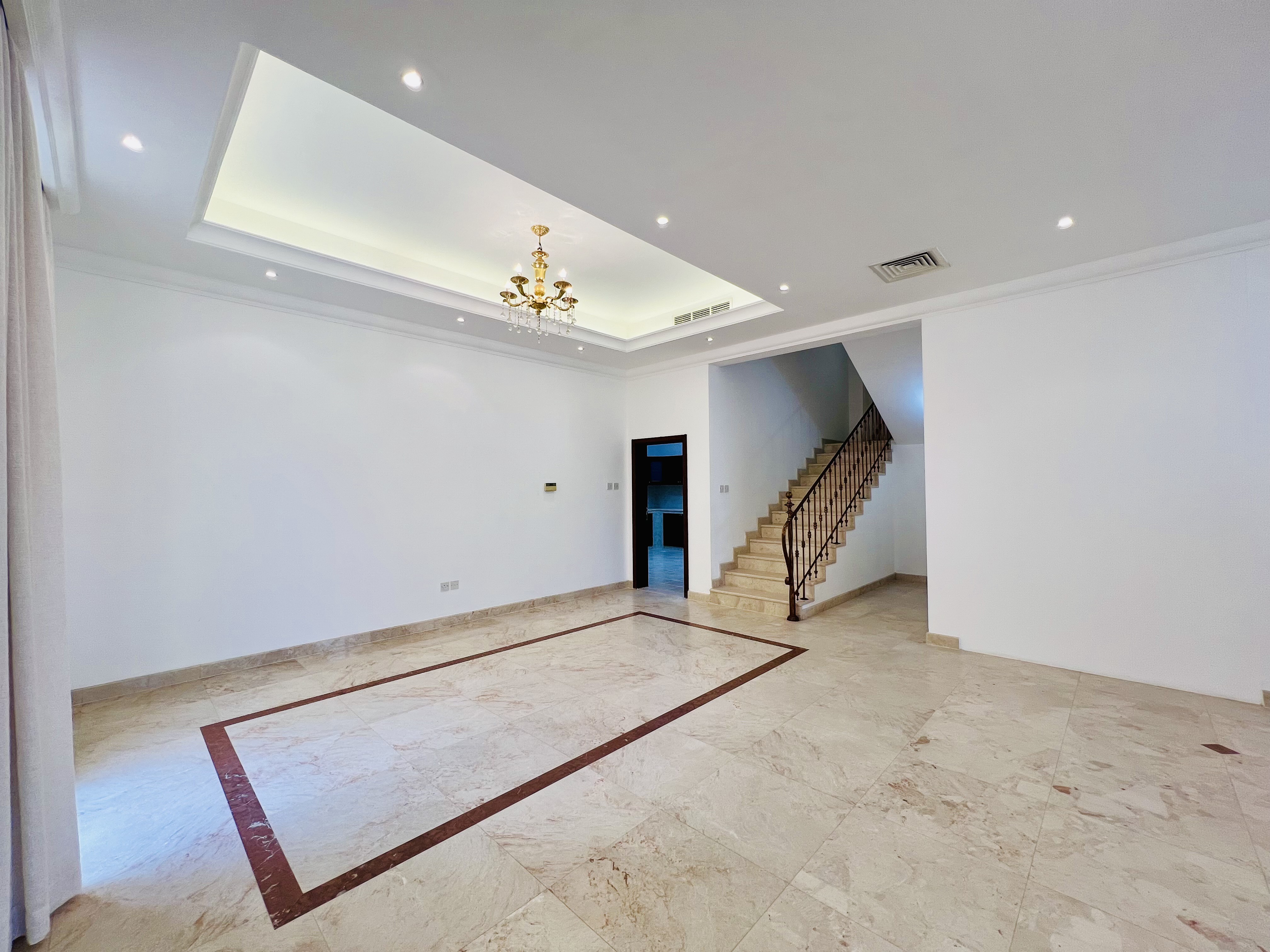 property 2339 image 2