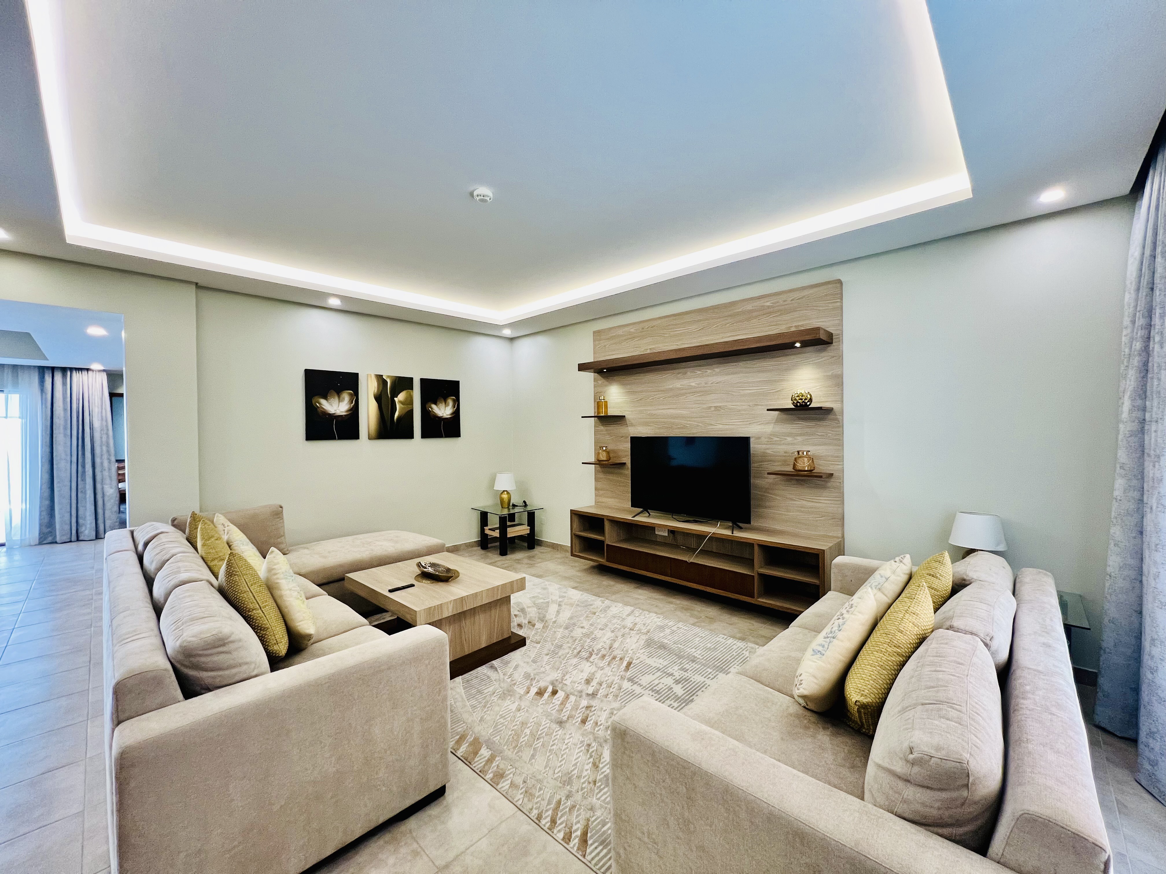 property 2345 image 0