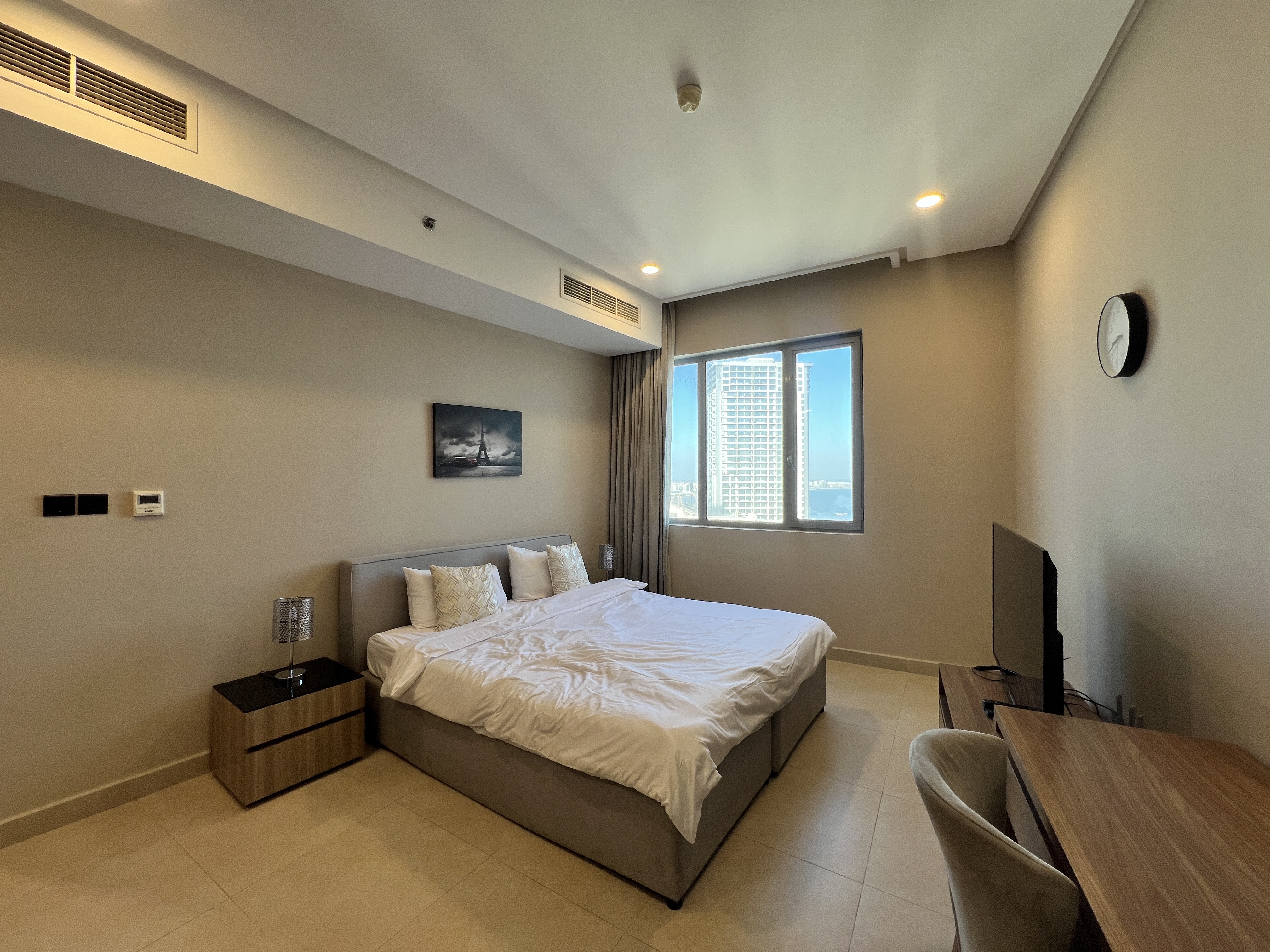 property 2348 image 0