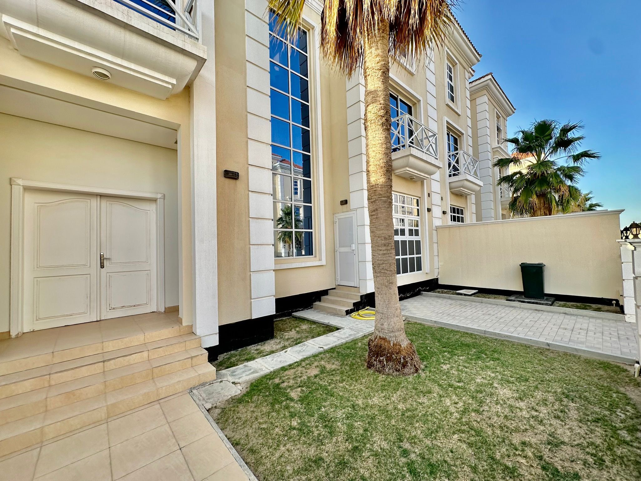property 2350 image 3