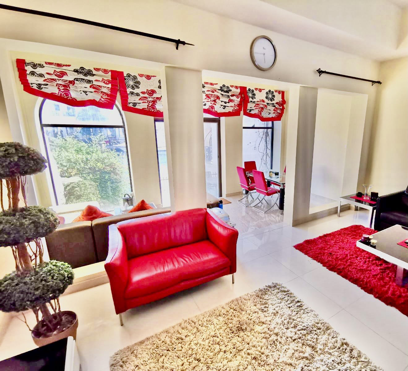 property 2365 image 1