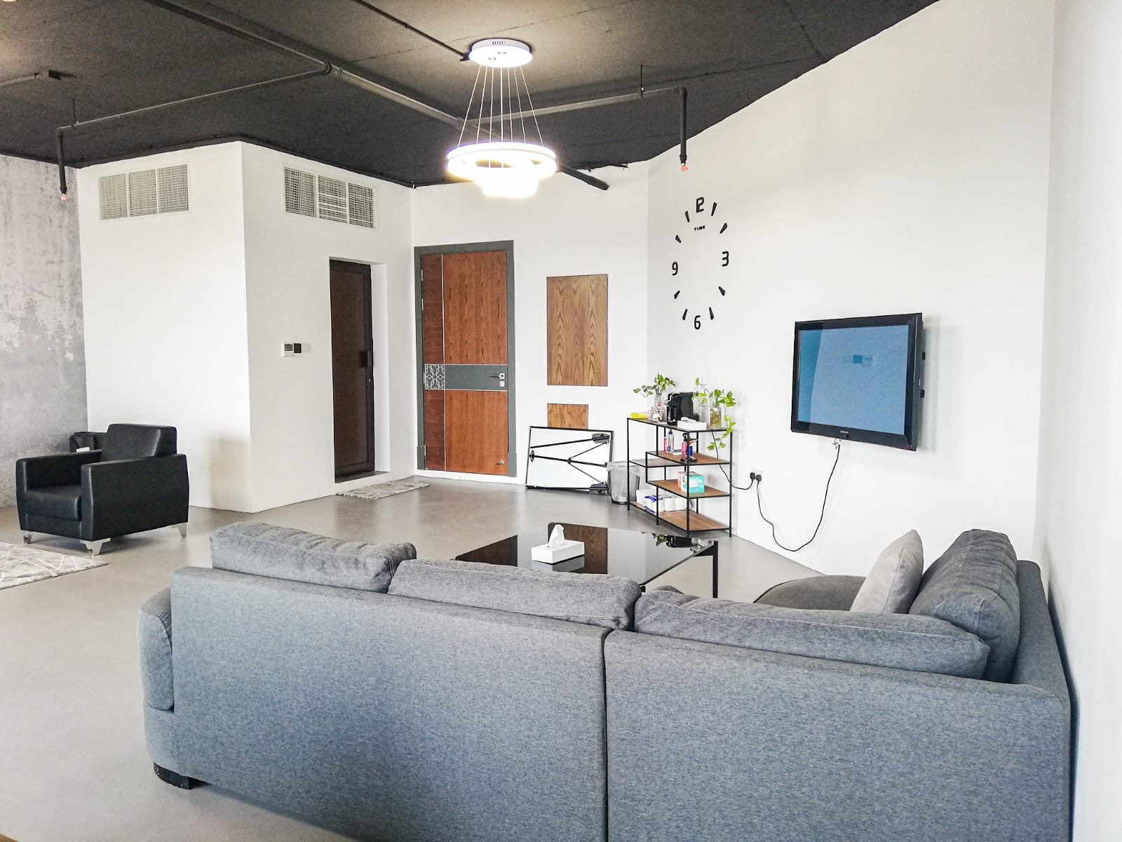 property 2366 image 2