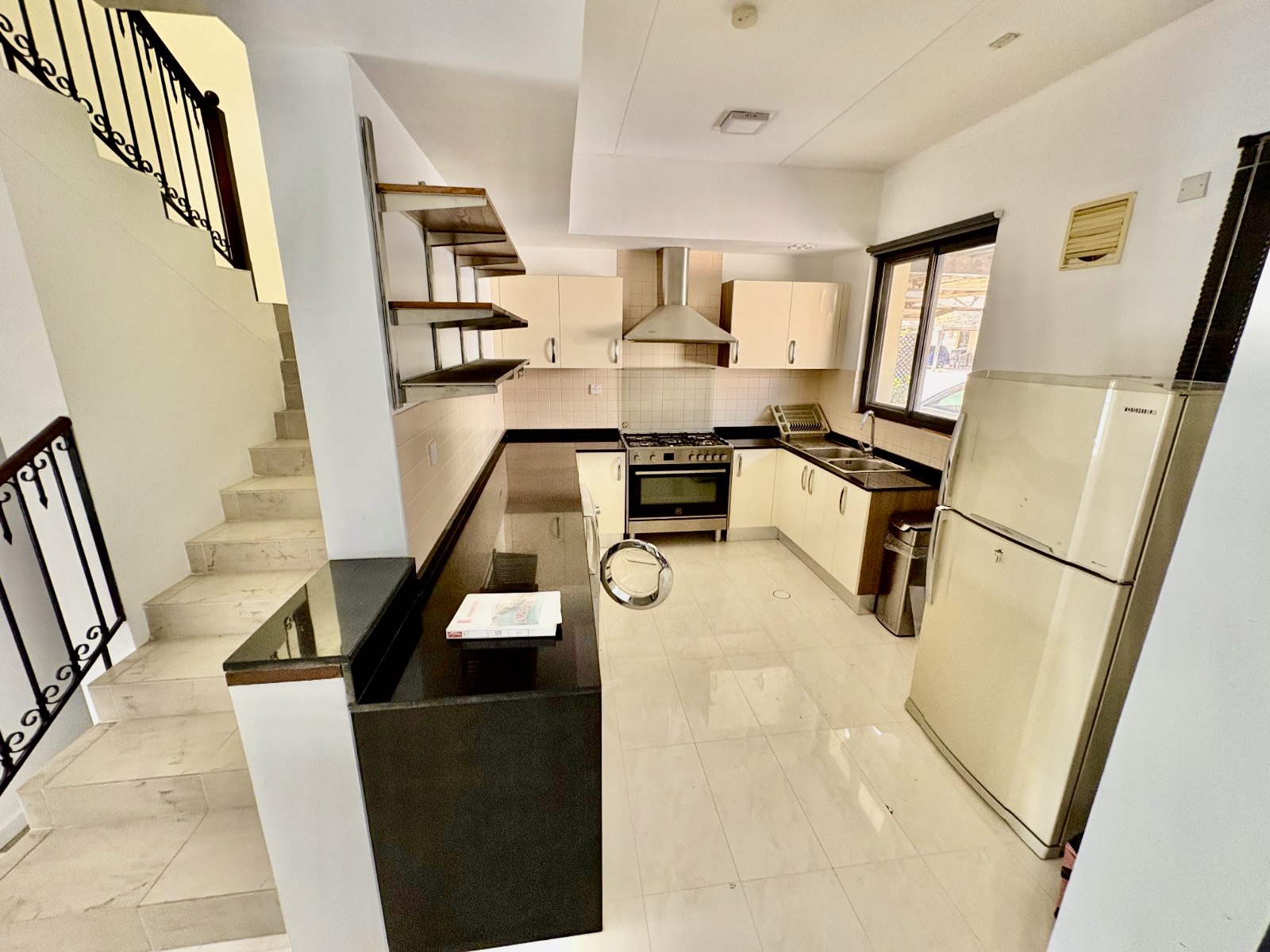 property 2373 image 7