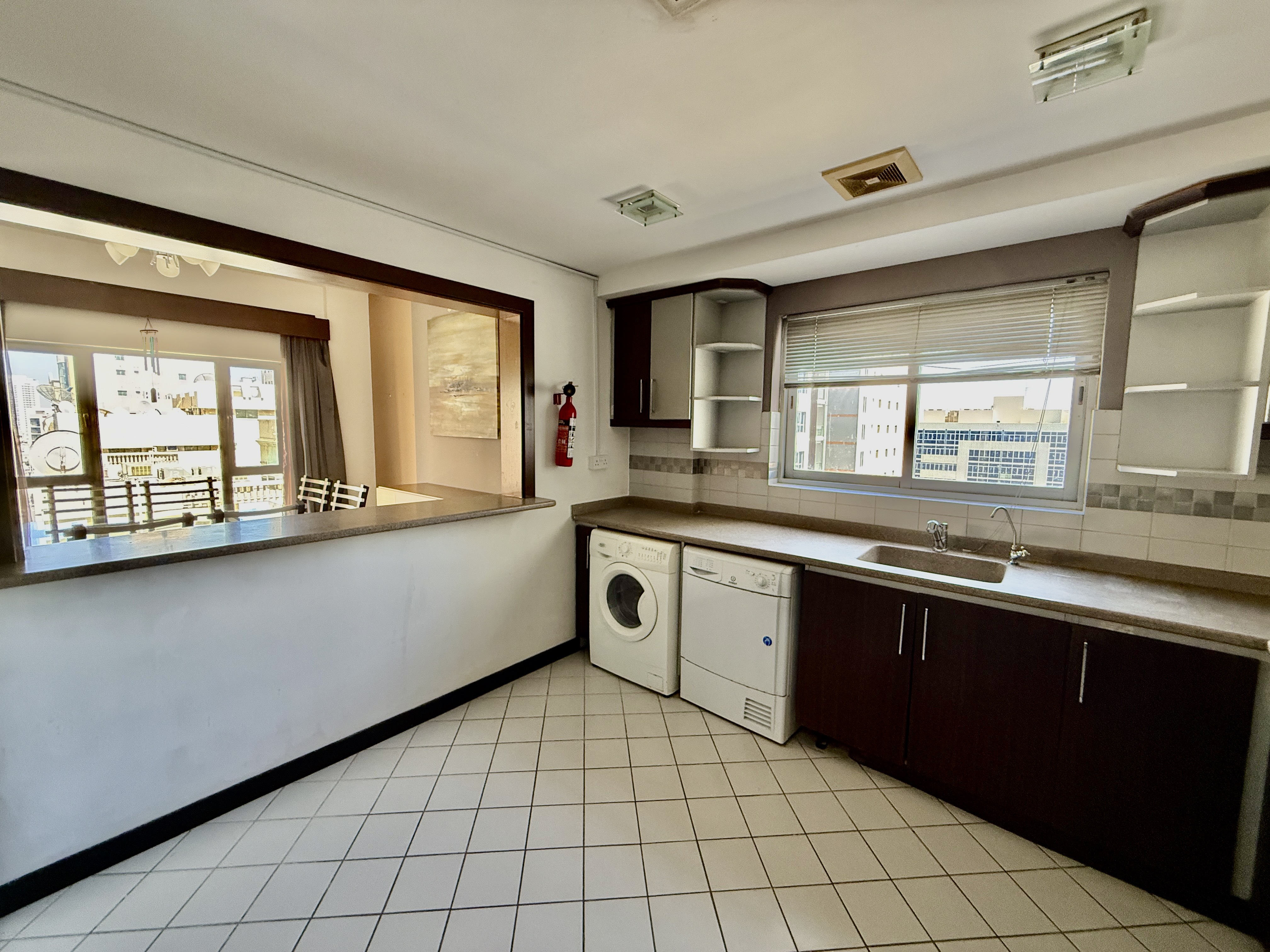 property 2416 image 10