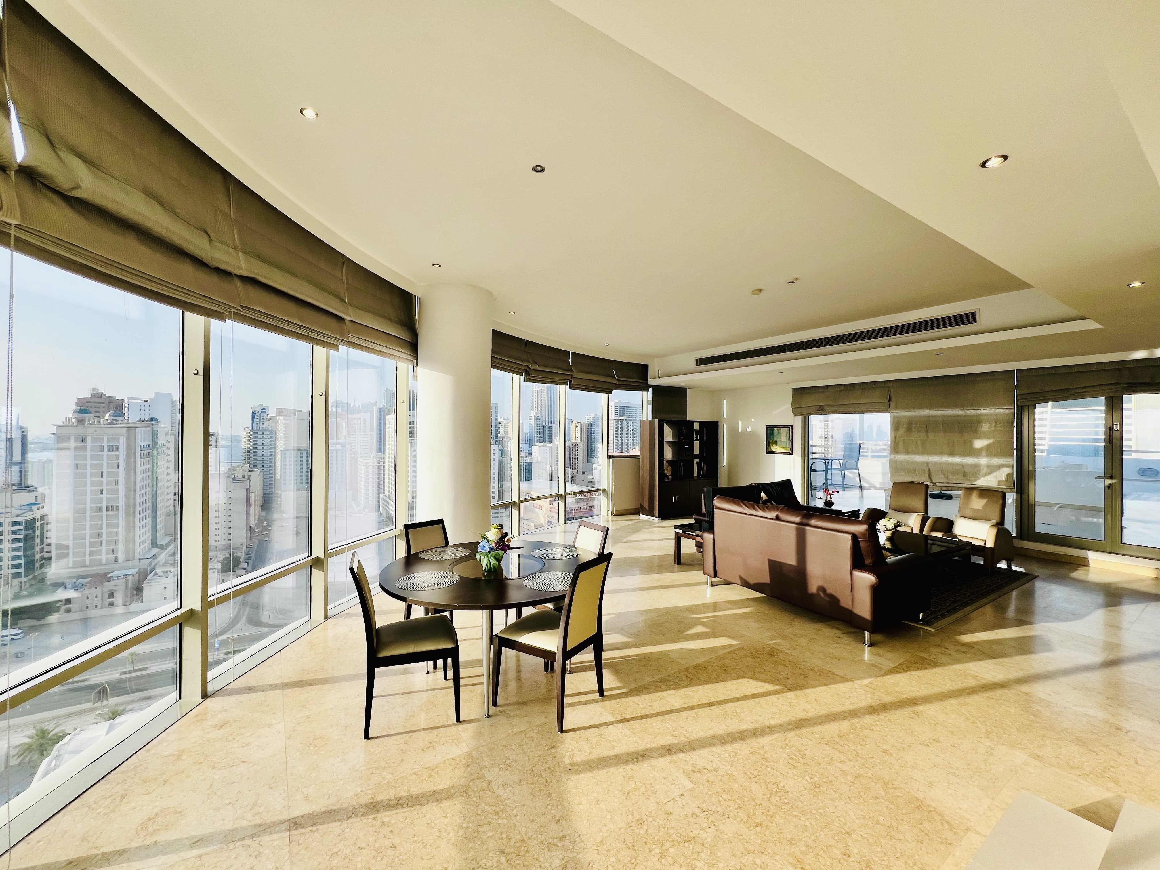 property 2426 image 0