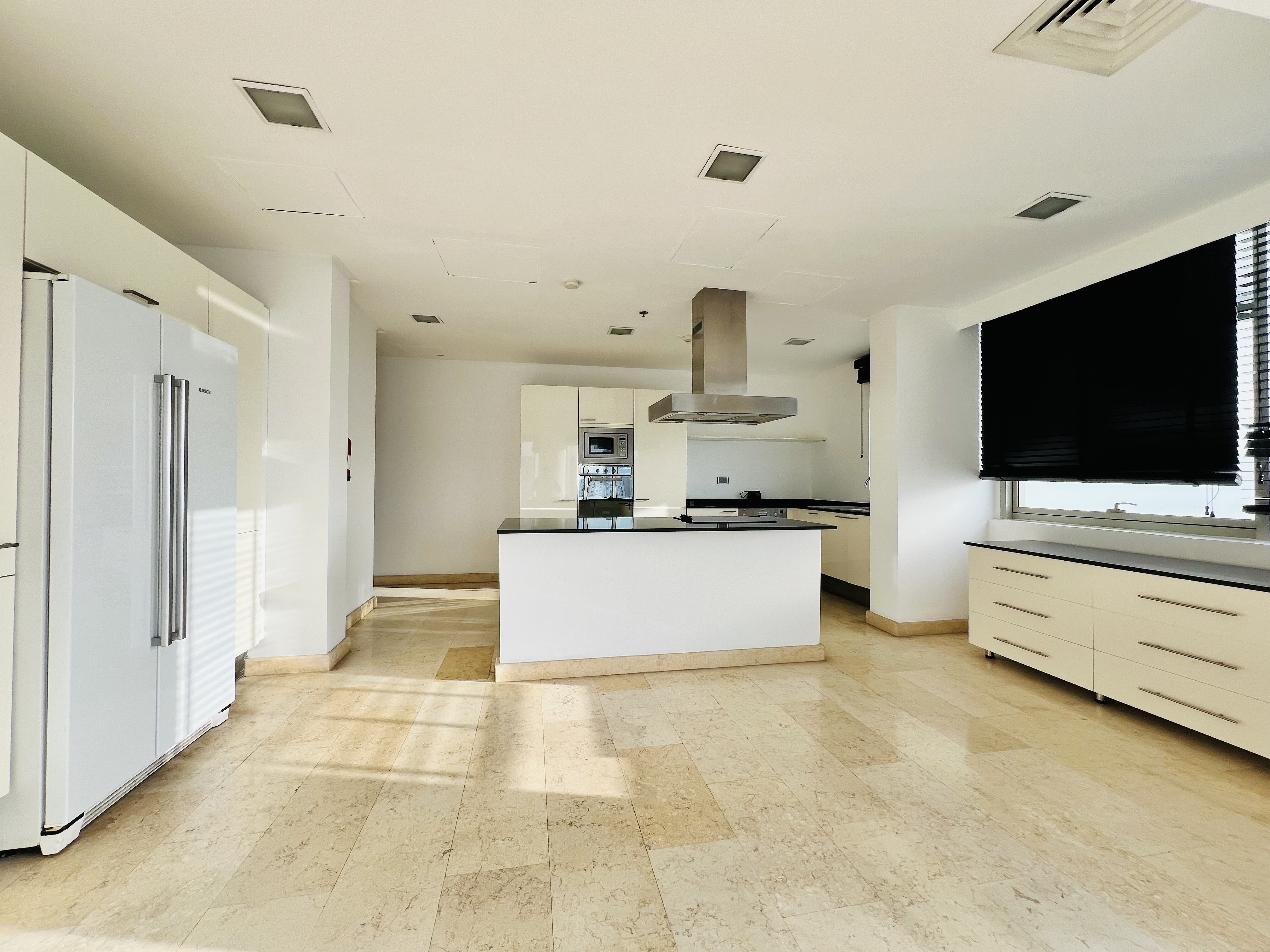 property 2426 image 6
