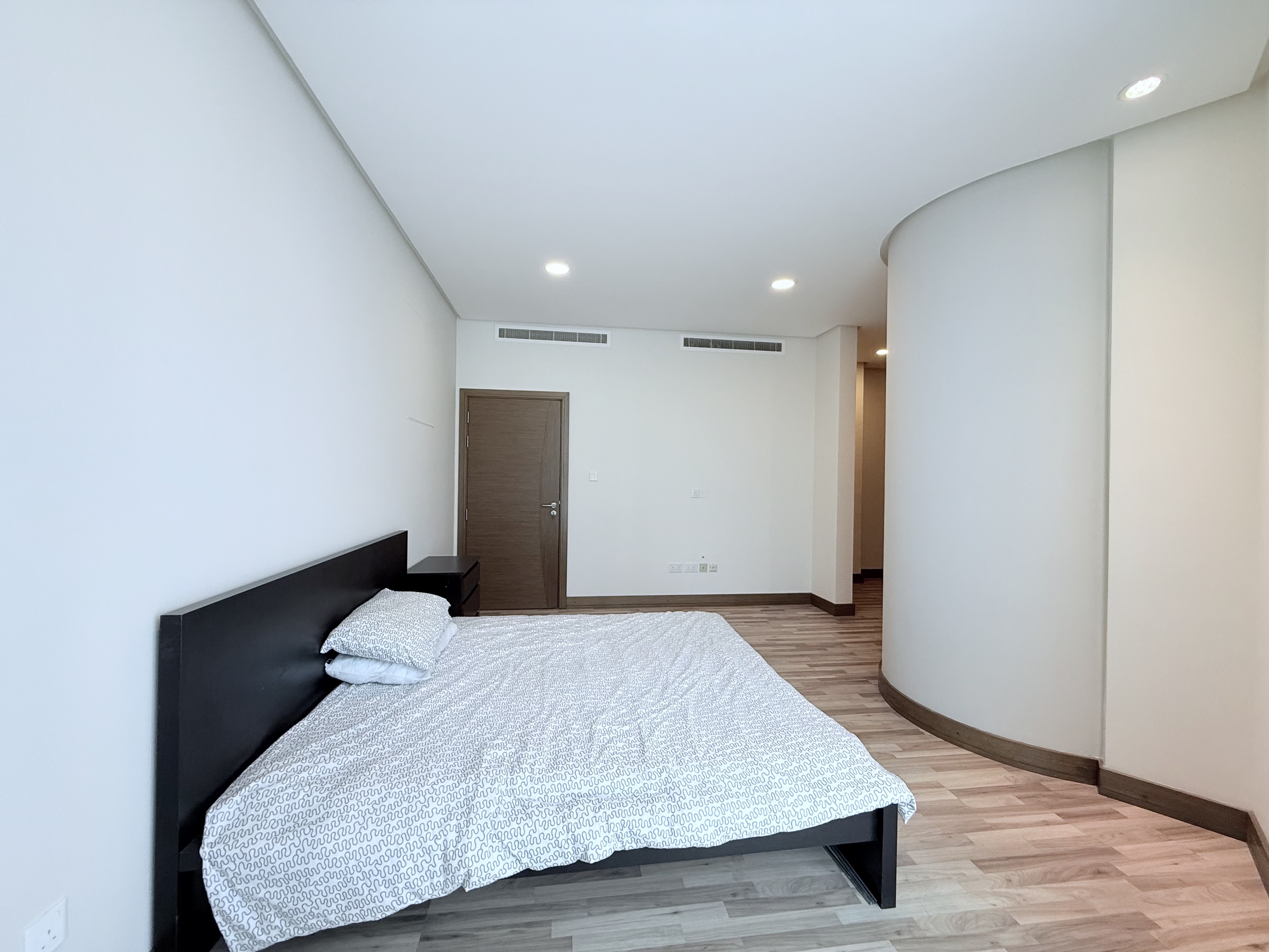 property 2436 image 6
