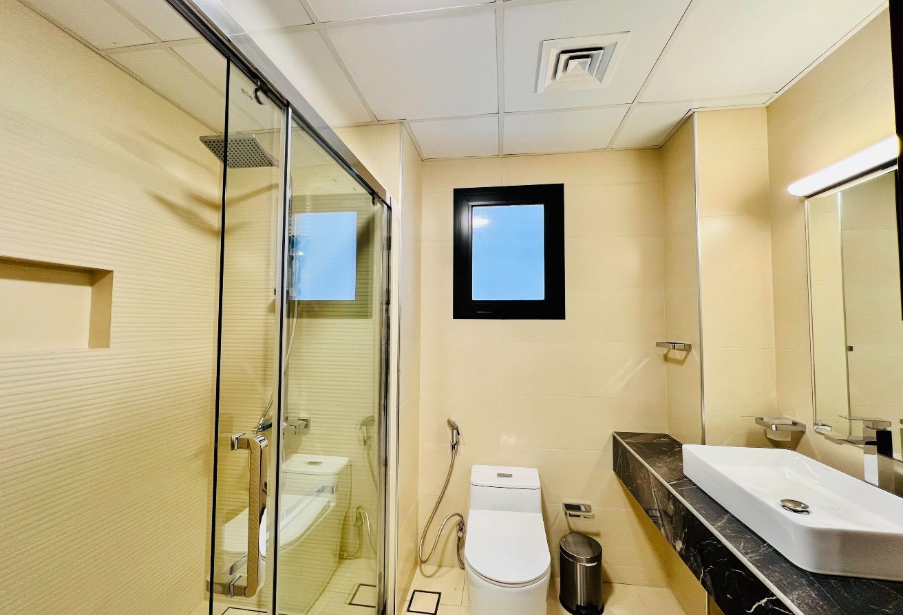 property 2440 image 9
