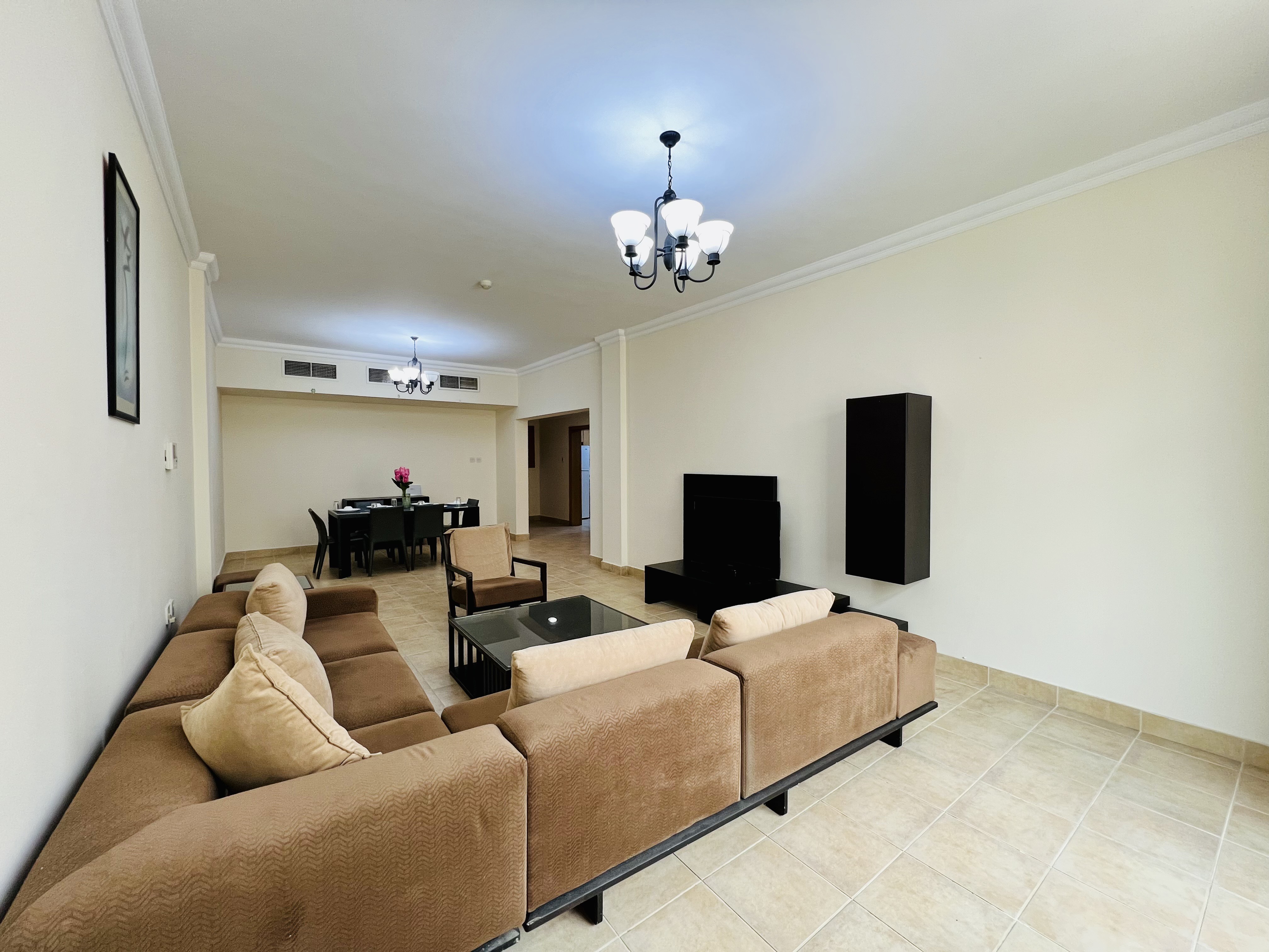 property 2443 image 5