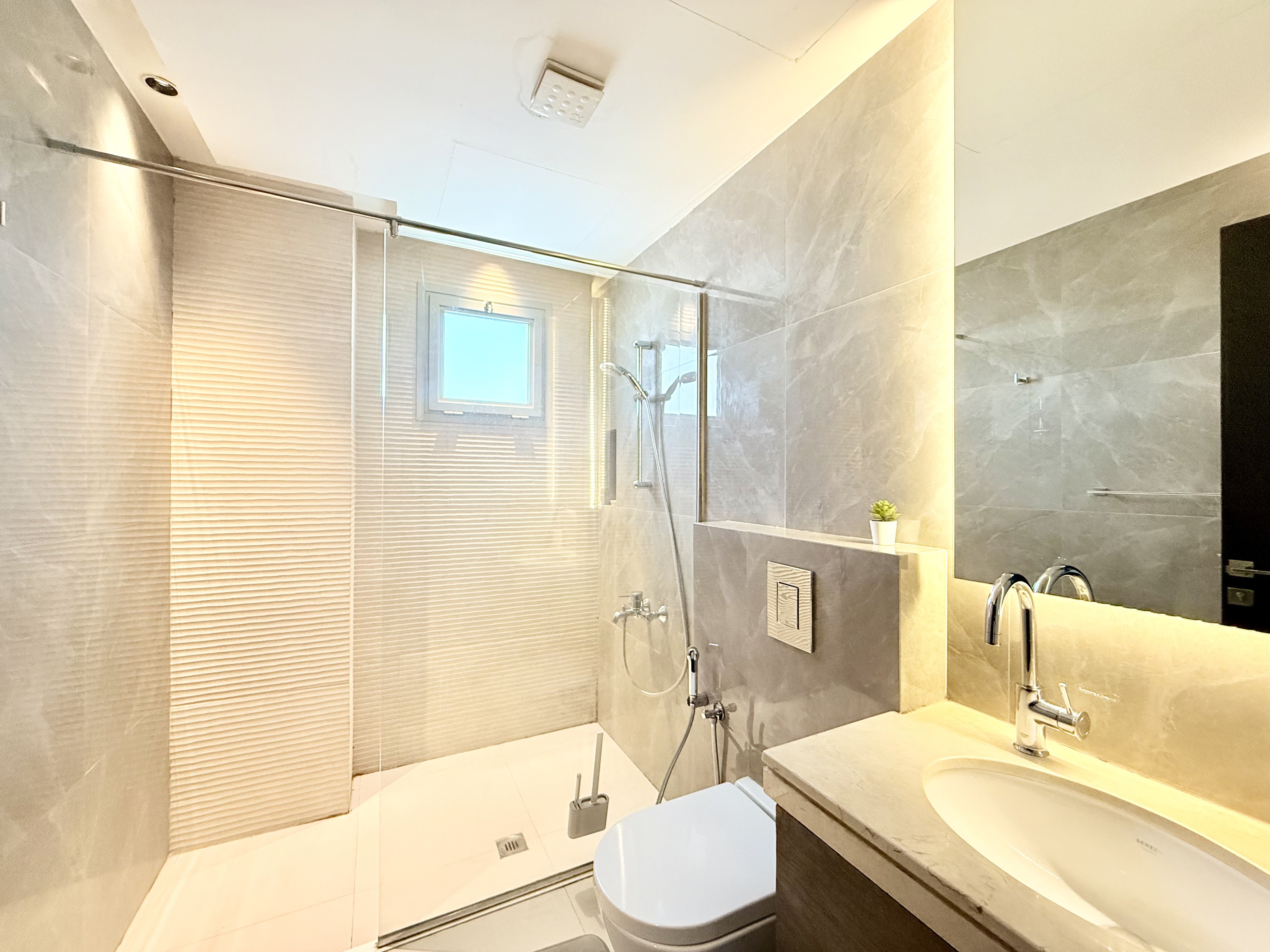 property 2445 image 9