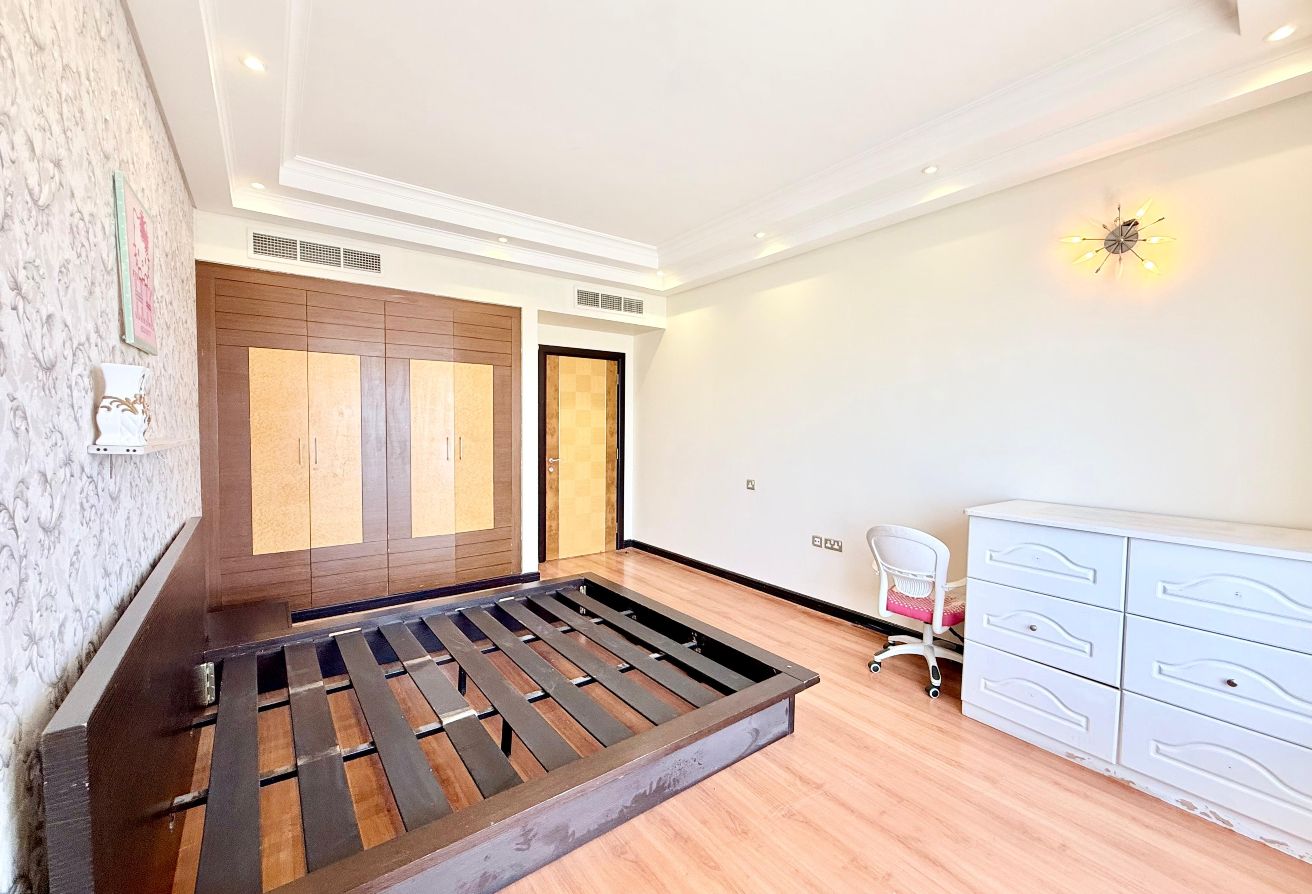 property 2449 image 11