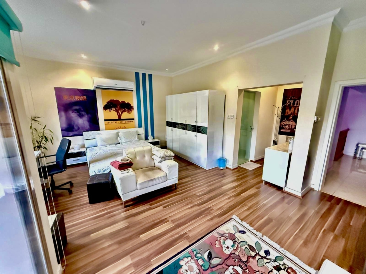 property 2453 image 2