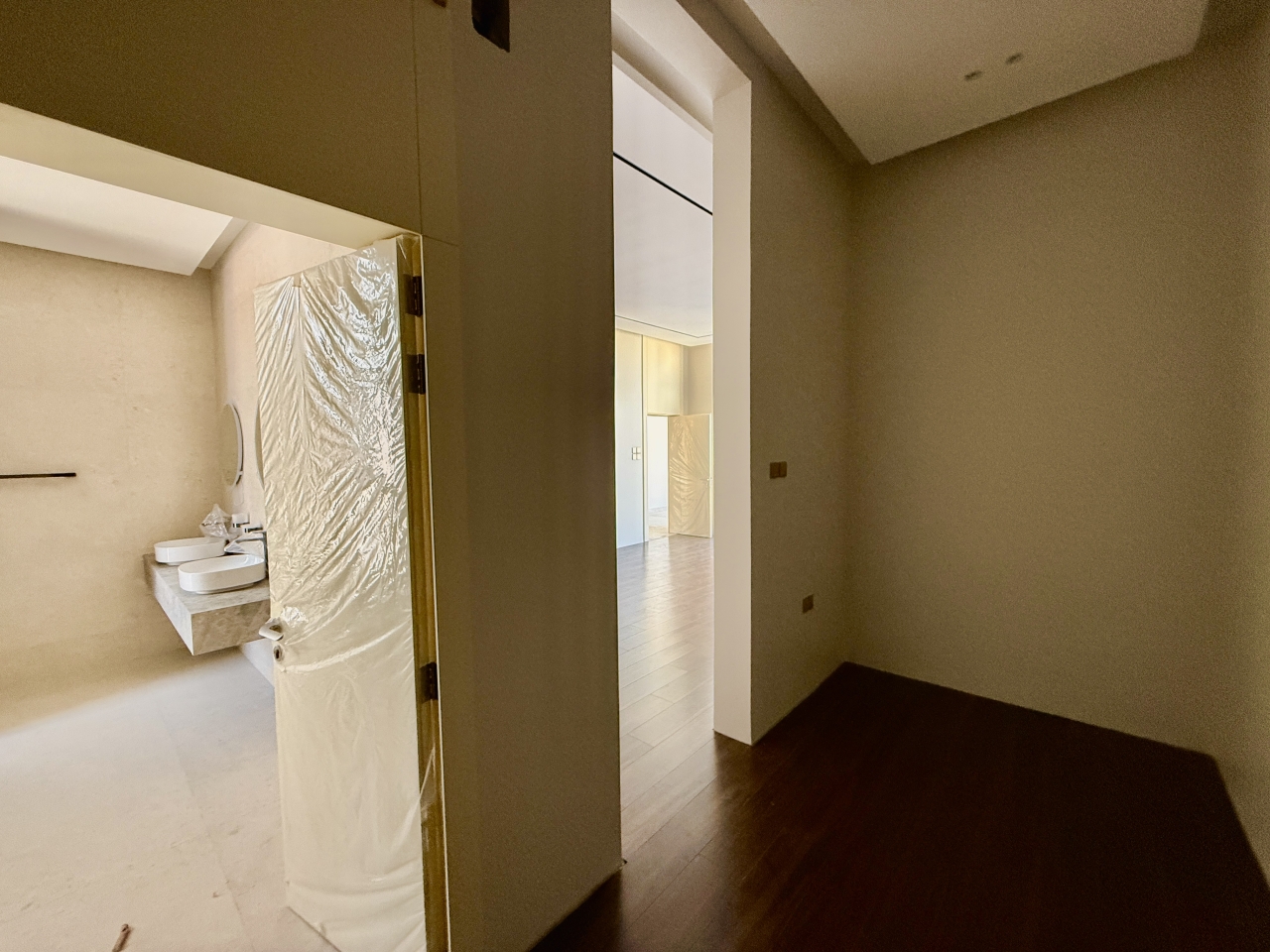 property 2459 image 12