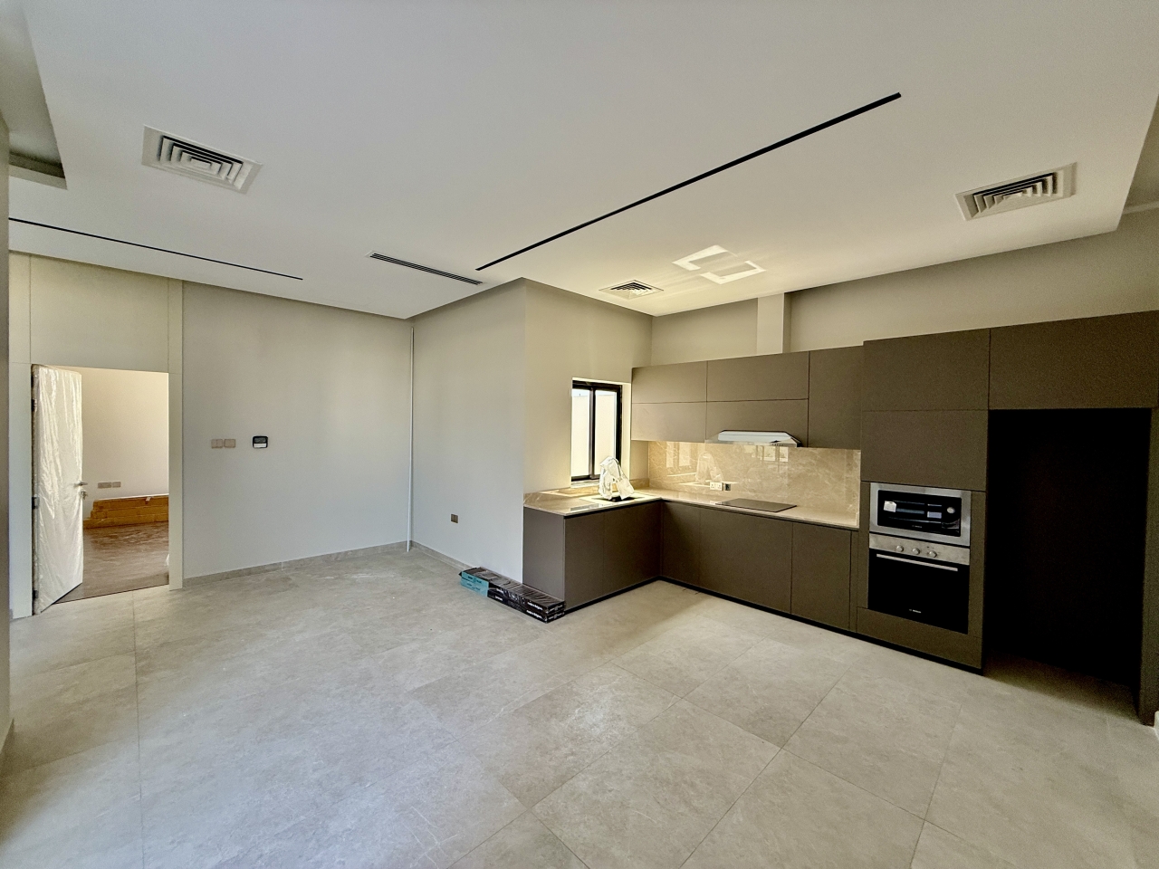 property 2459 image 17