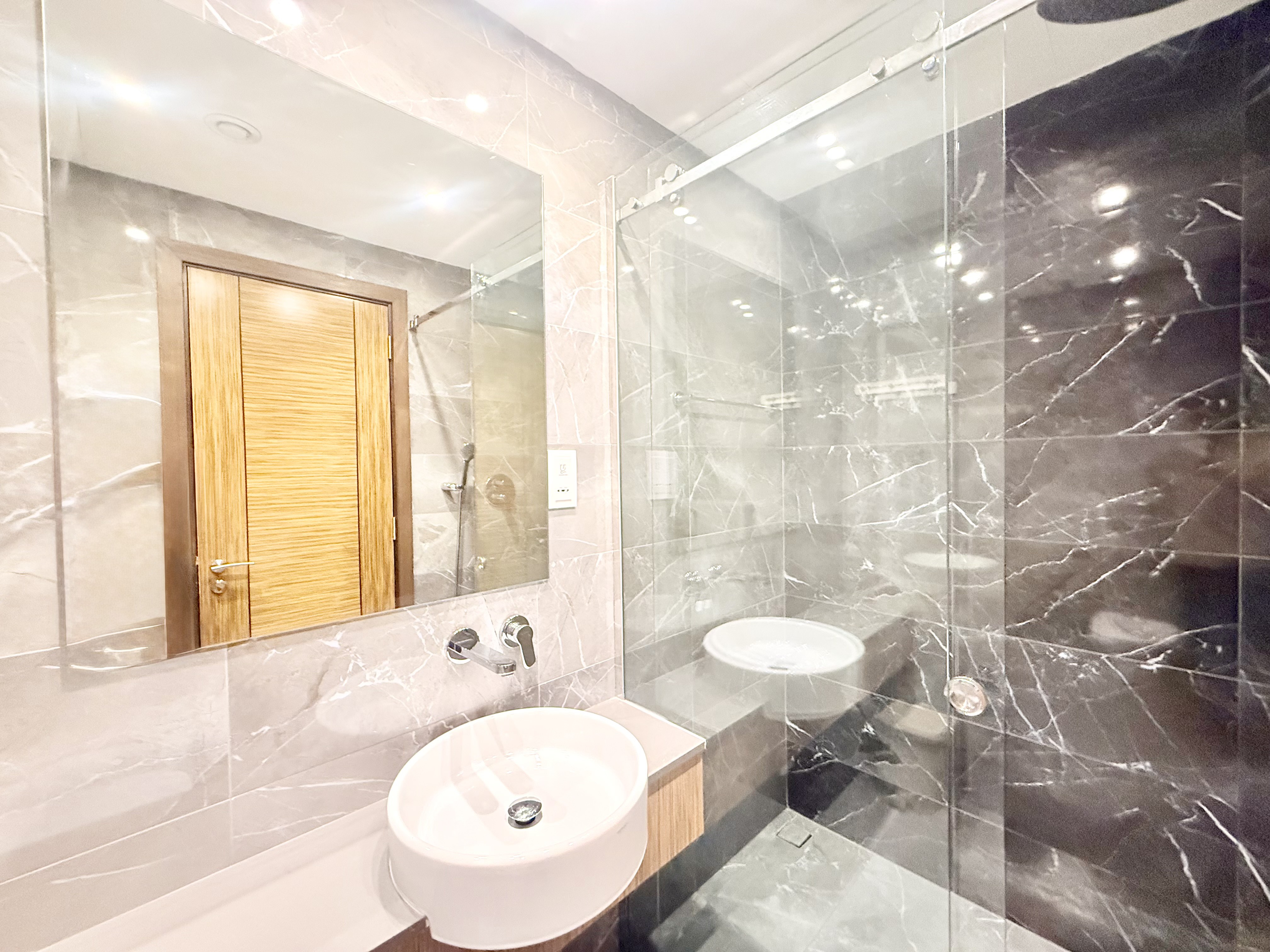 property 2477 image 7